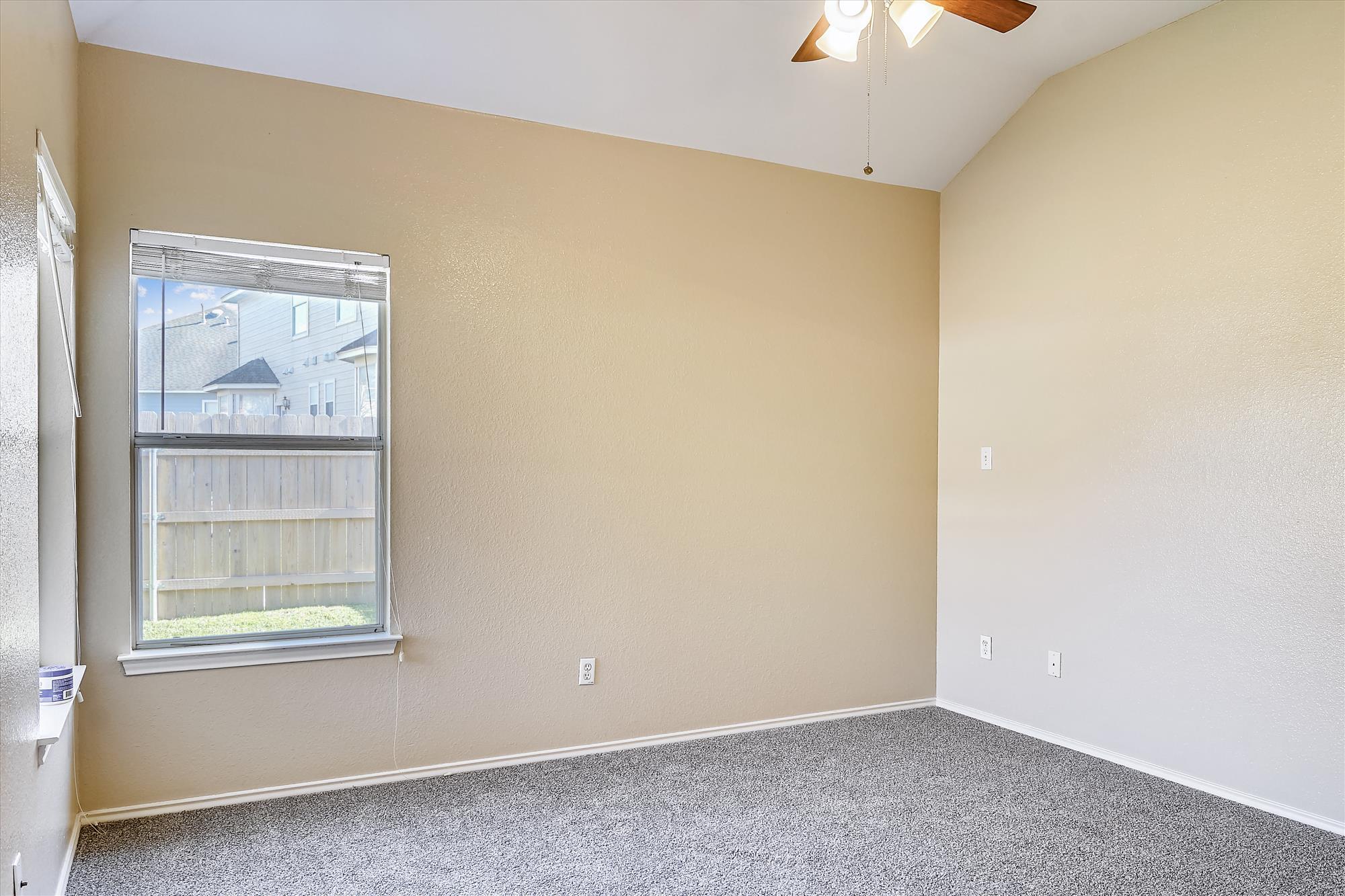 2858 Southampton Way # B, Round Rock, TX 78664