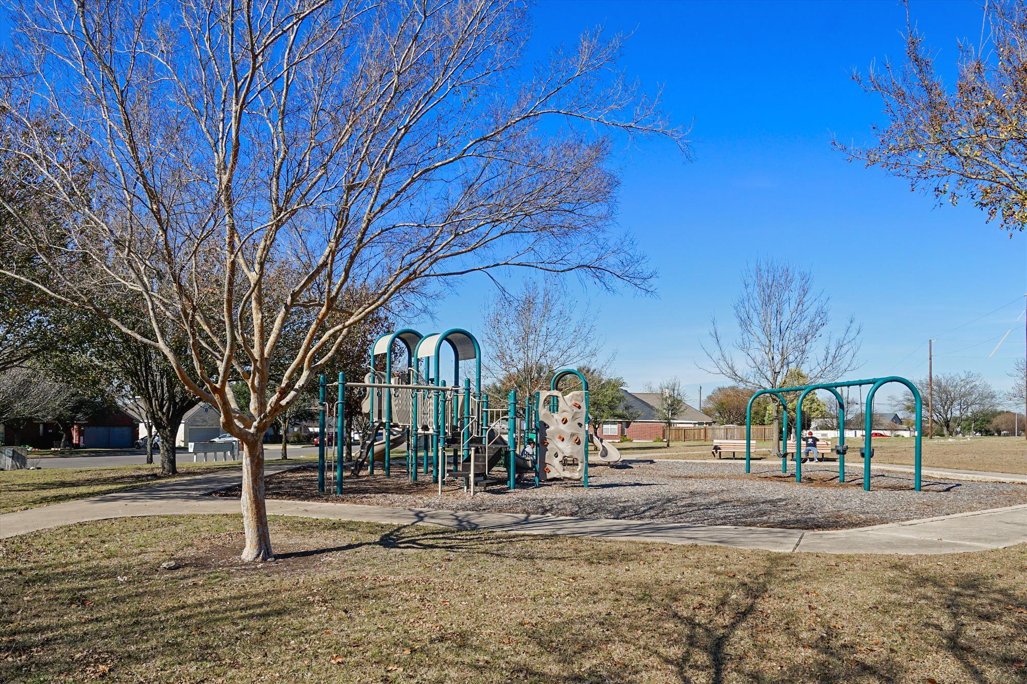 2858 Southampton Way # B, Round Rock, TX 78664