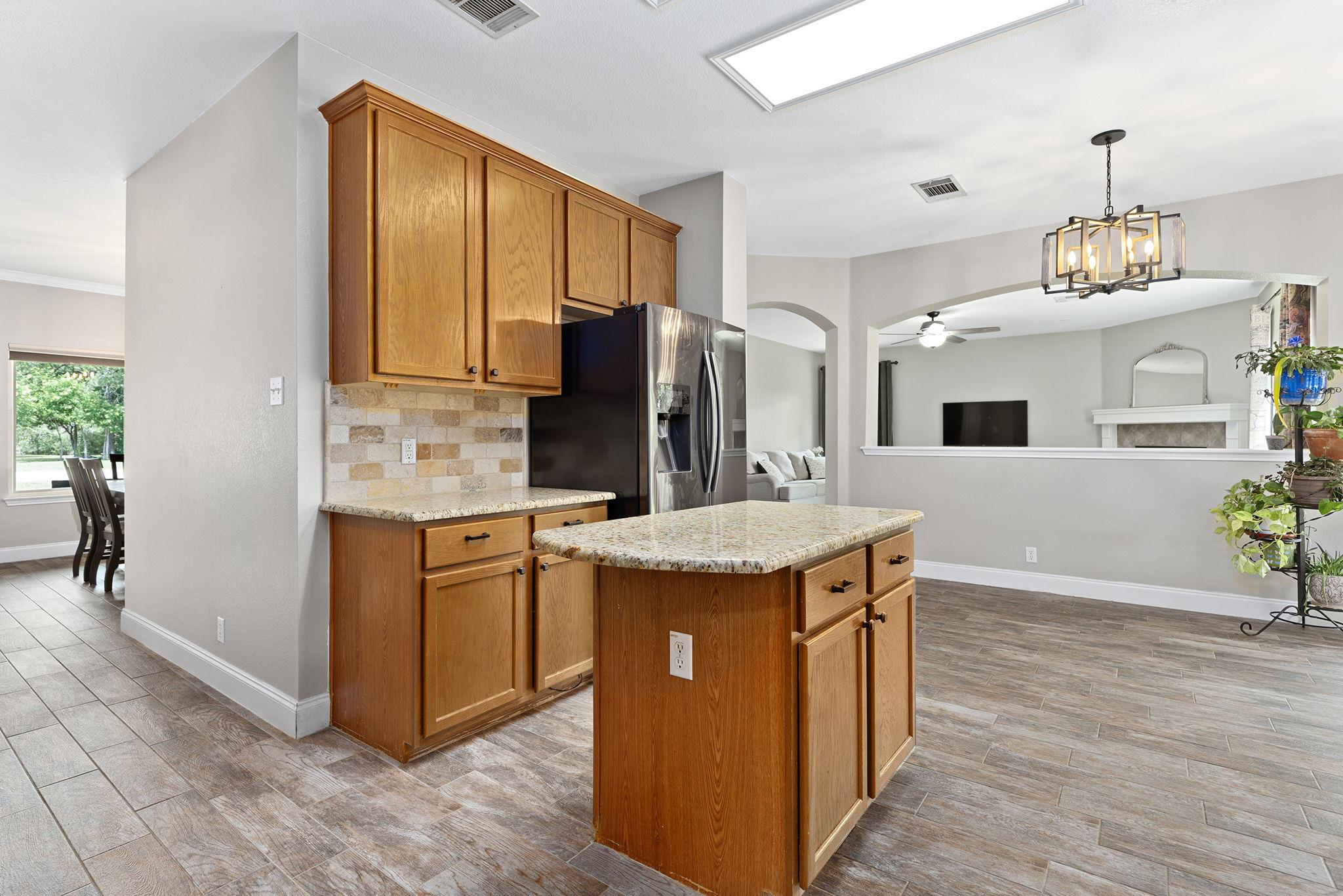 112 McLeod, Cedar Creek, TX 78612