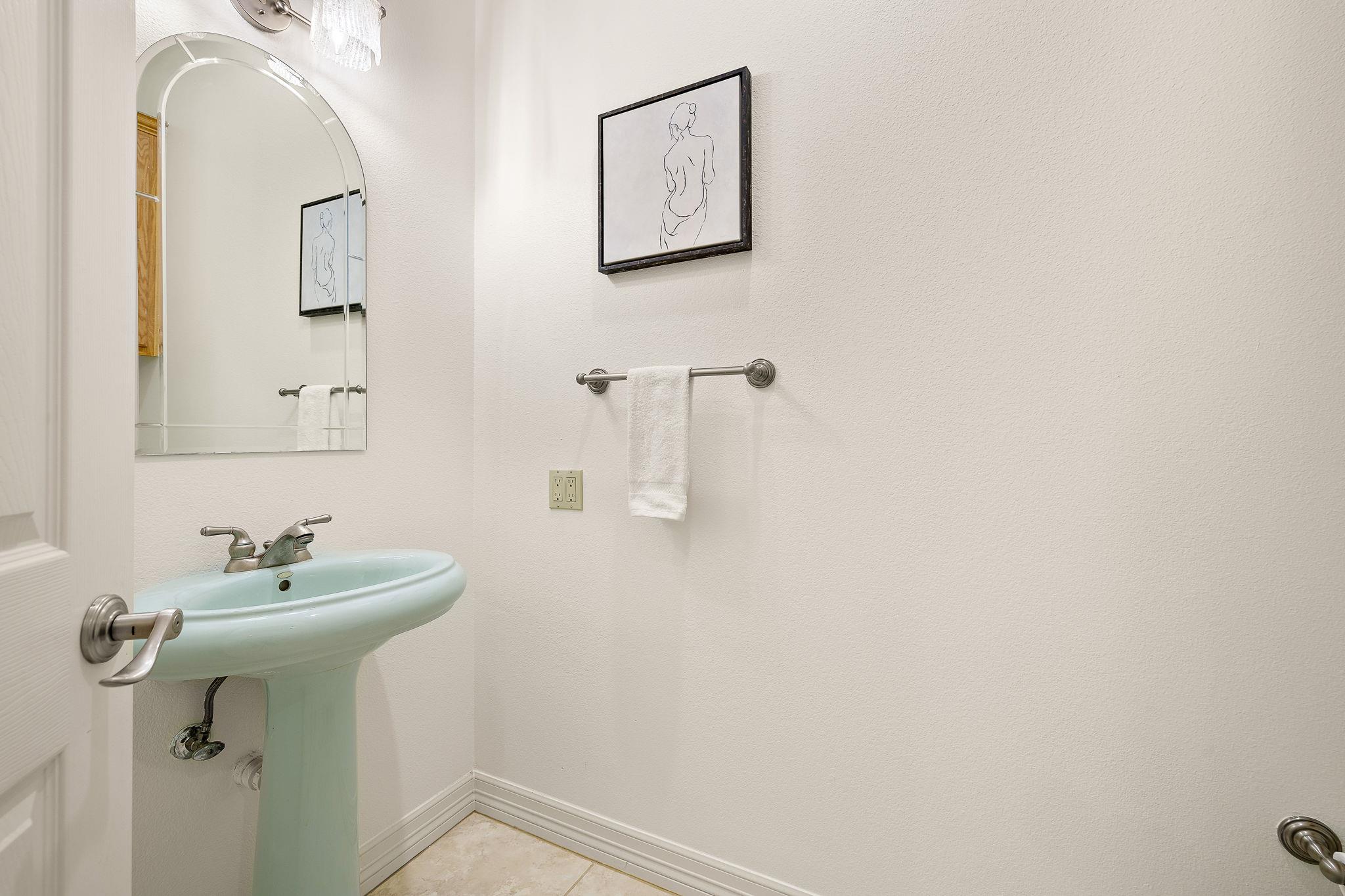 100 Palomino Cv, Jarrell, TX 76537