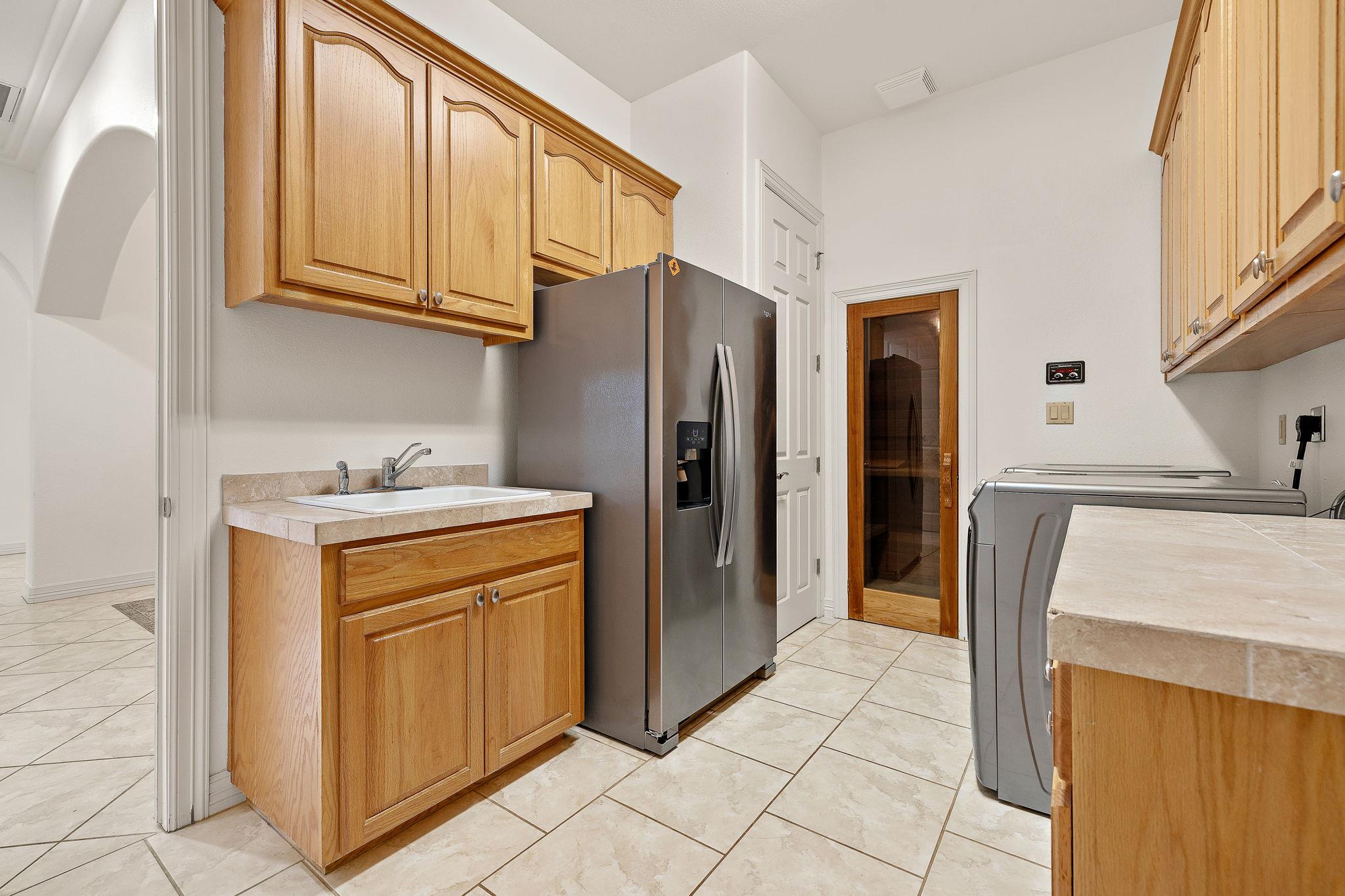 100 Palomino Cv, Jarrell, TX 76537