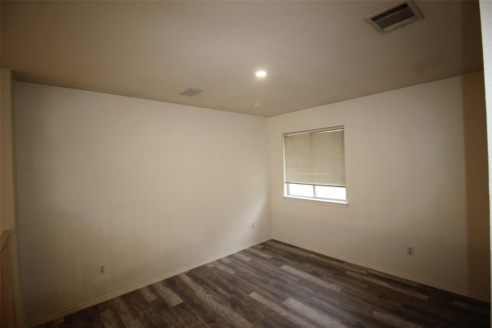 404 Shant St, Austin, TX 78748