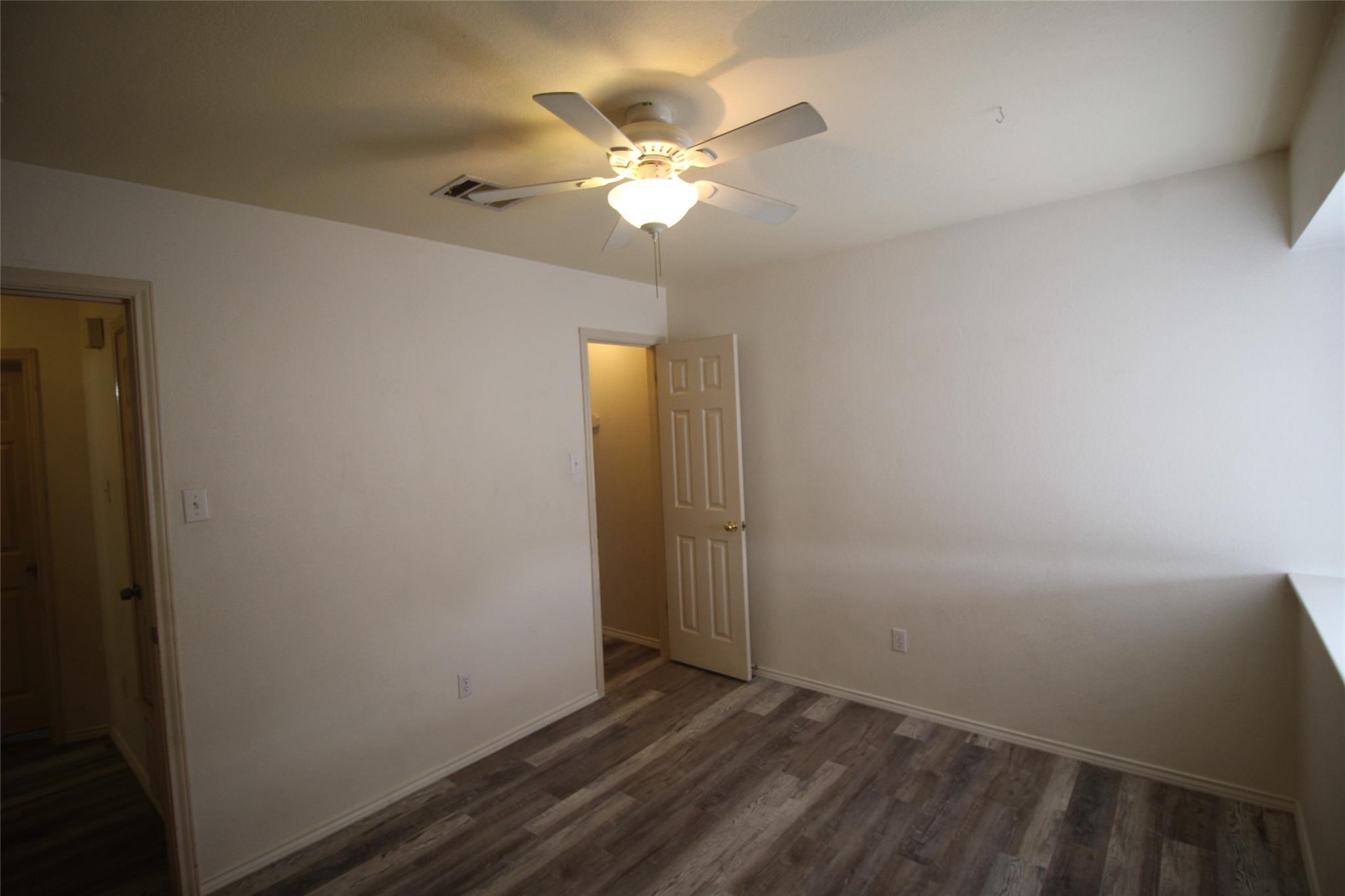 404 Shant St, Austin, TX 78748