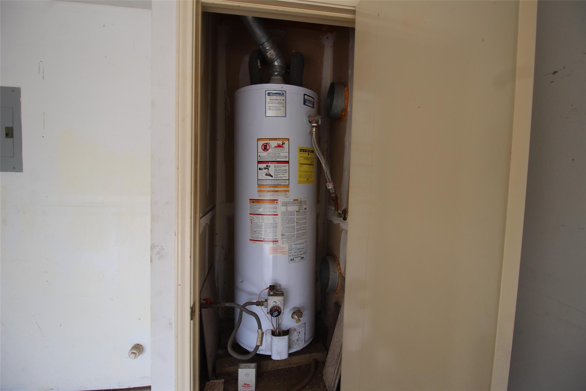 404 Shant St, Austin, TX 78748