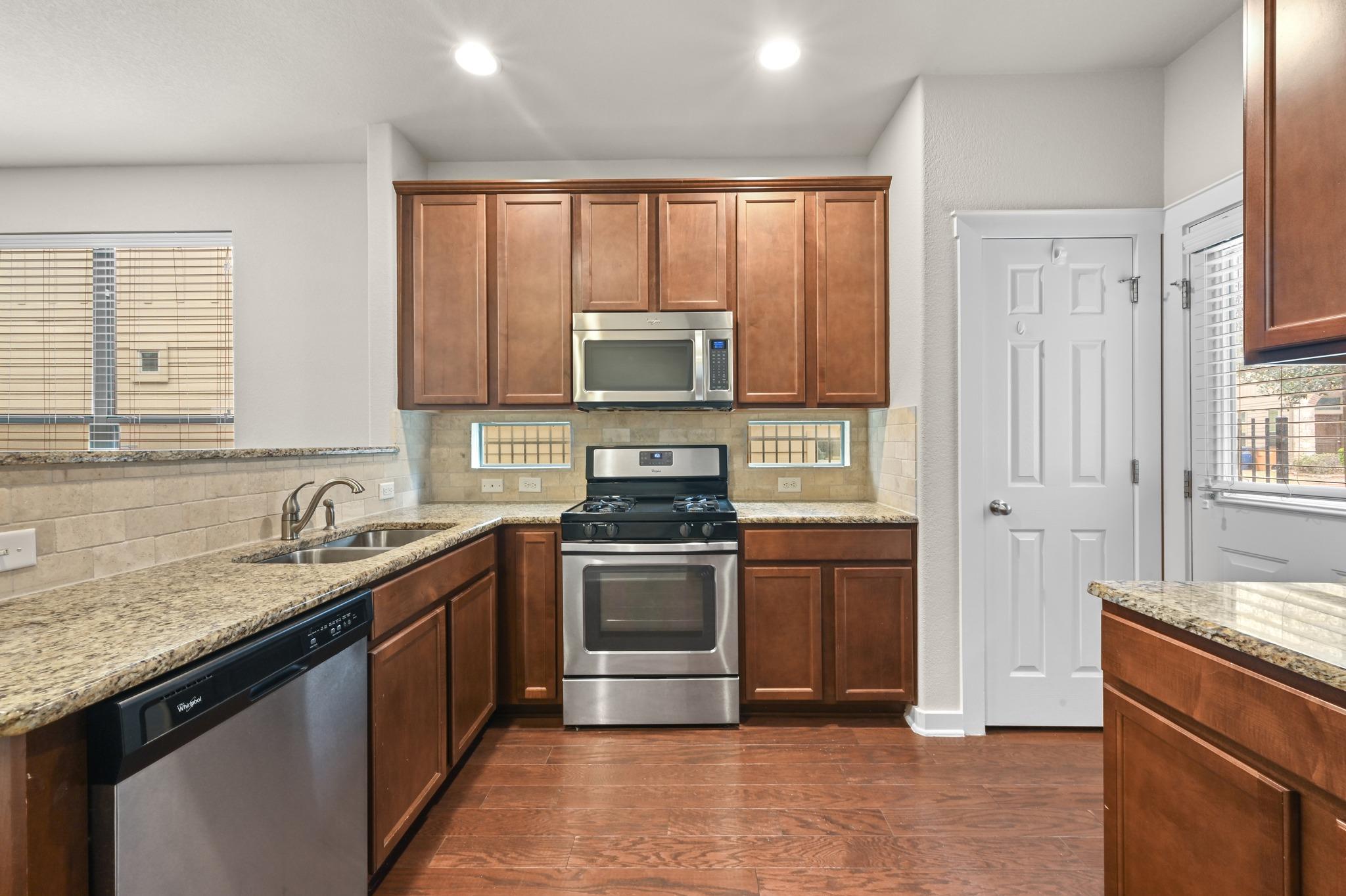 2101 Rivers Edge Way # 32, Austin, TX 78741