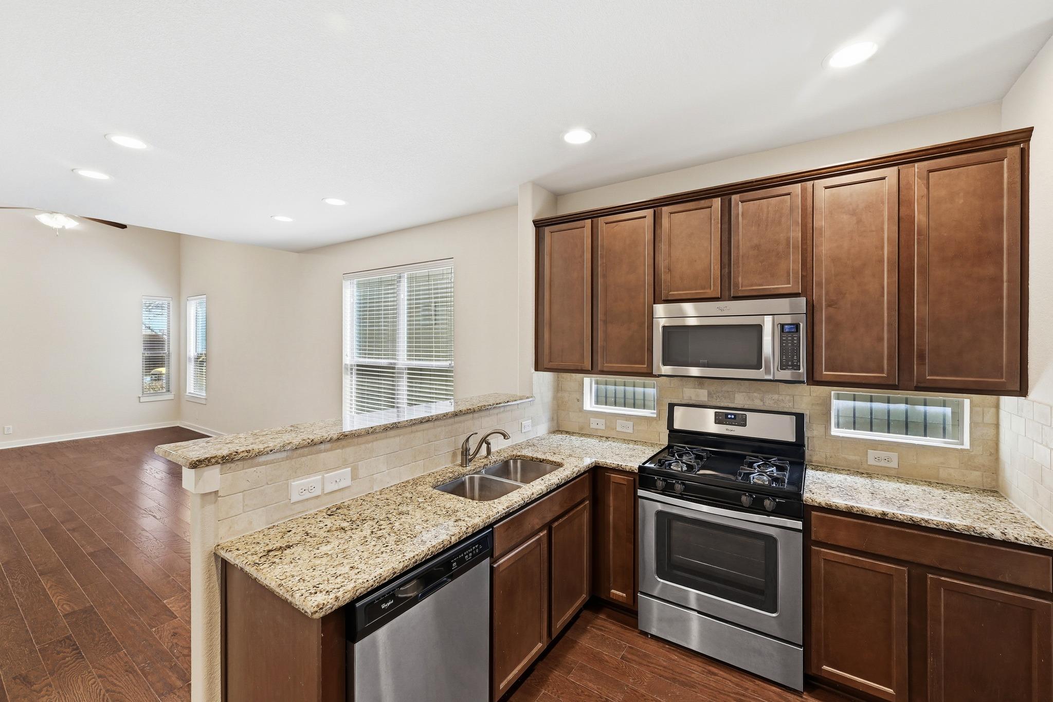 2101 Rivers Edge Way # 32, Austin, TX 78741