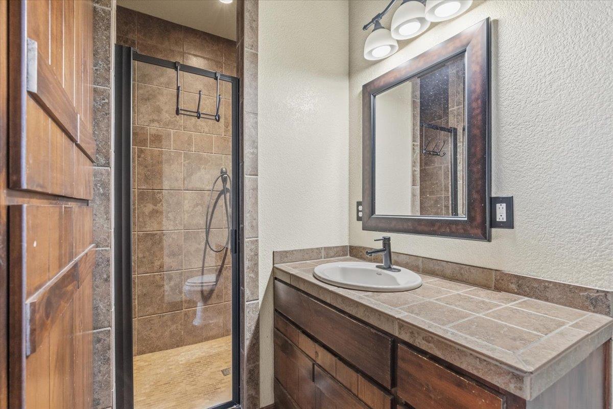 11925 FM 1331, Thorndale, TX 76577