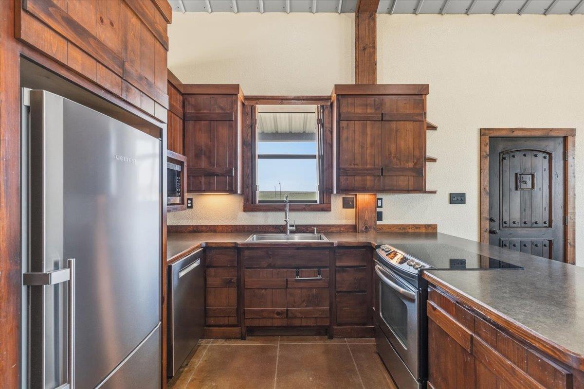 11925 FM 1331, Thorndale, TX 76577