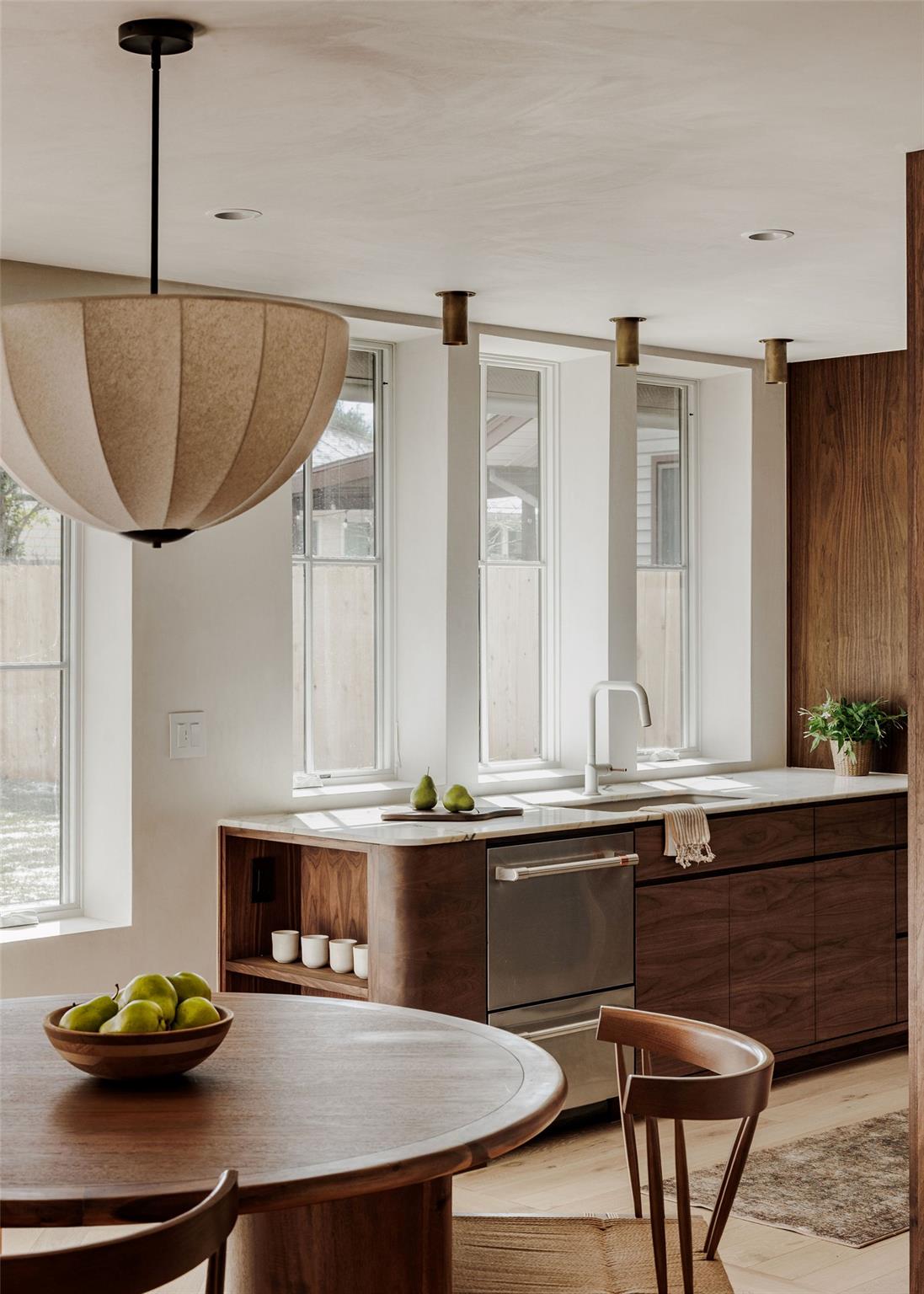 2329 Campden Dr, Austin, TX 78745