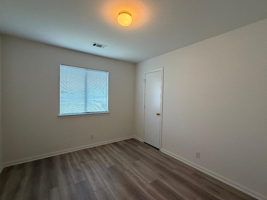 1913 Overland, Leander, TX 78641