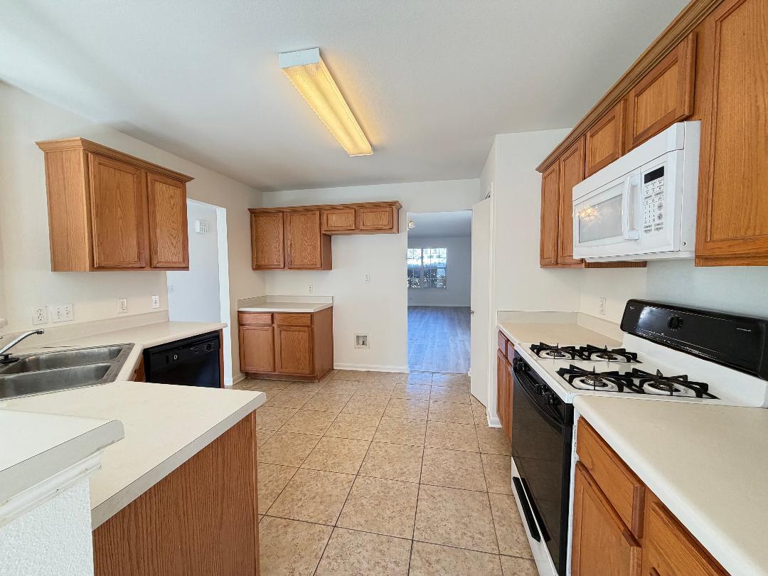 1913 Overland, Leander, TX 78641