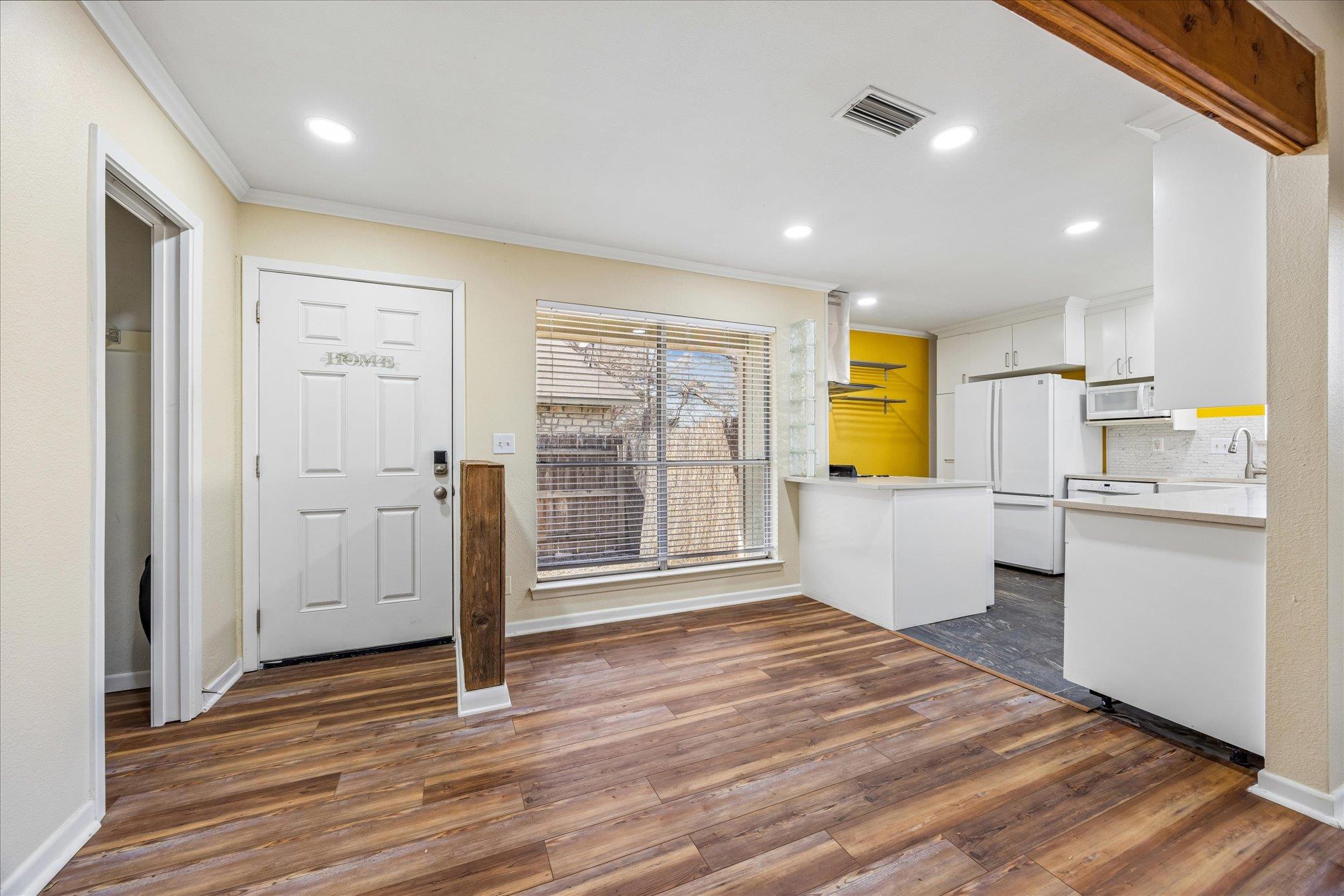 2808 Thrushwood Dr # B, Austin, TX 78757