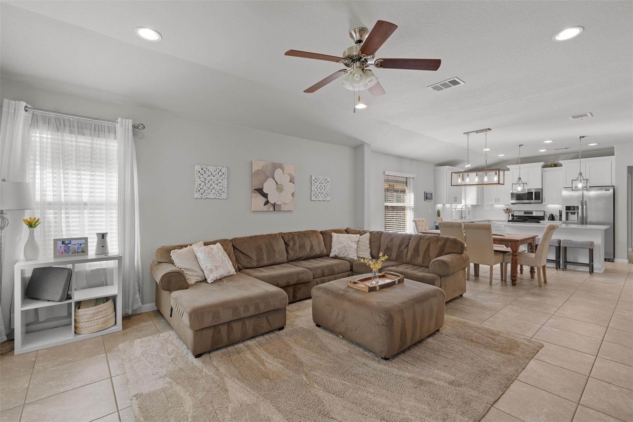 524 Longhorn Cavern Rd, Leander, TX 78641