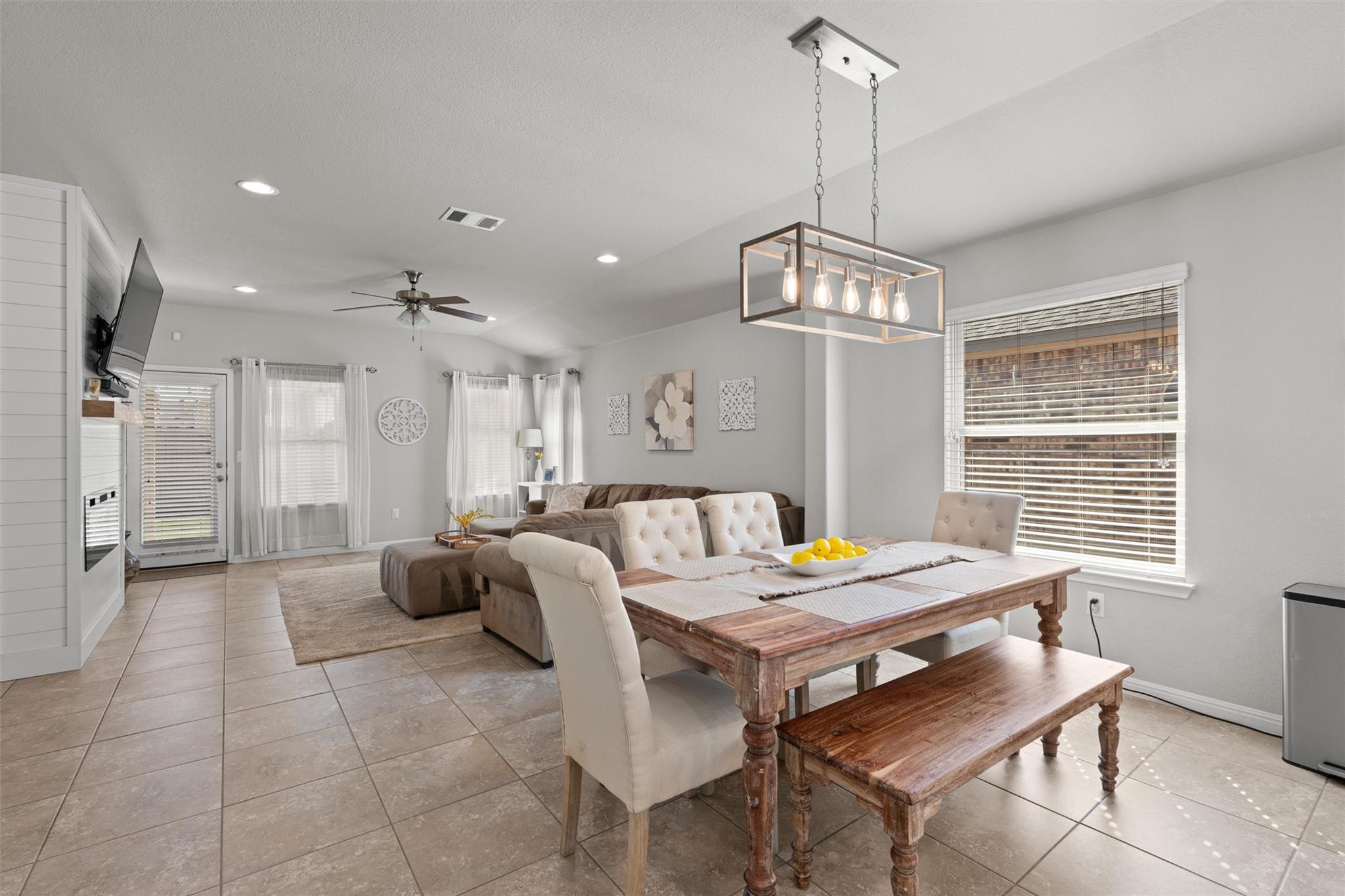 524 Longhorn Cavern Rd, Leander, TX 78641