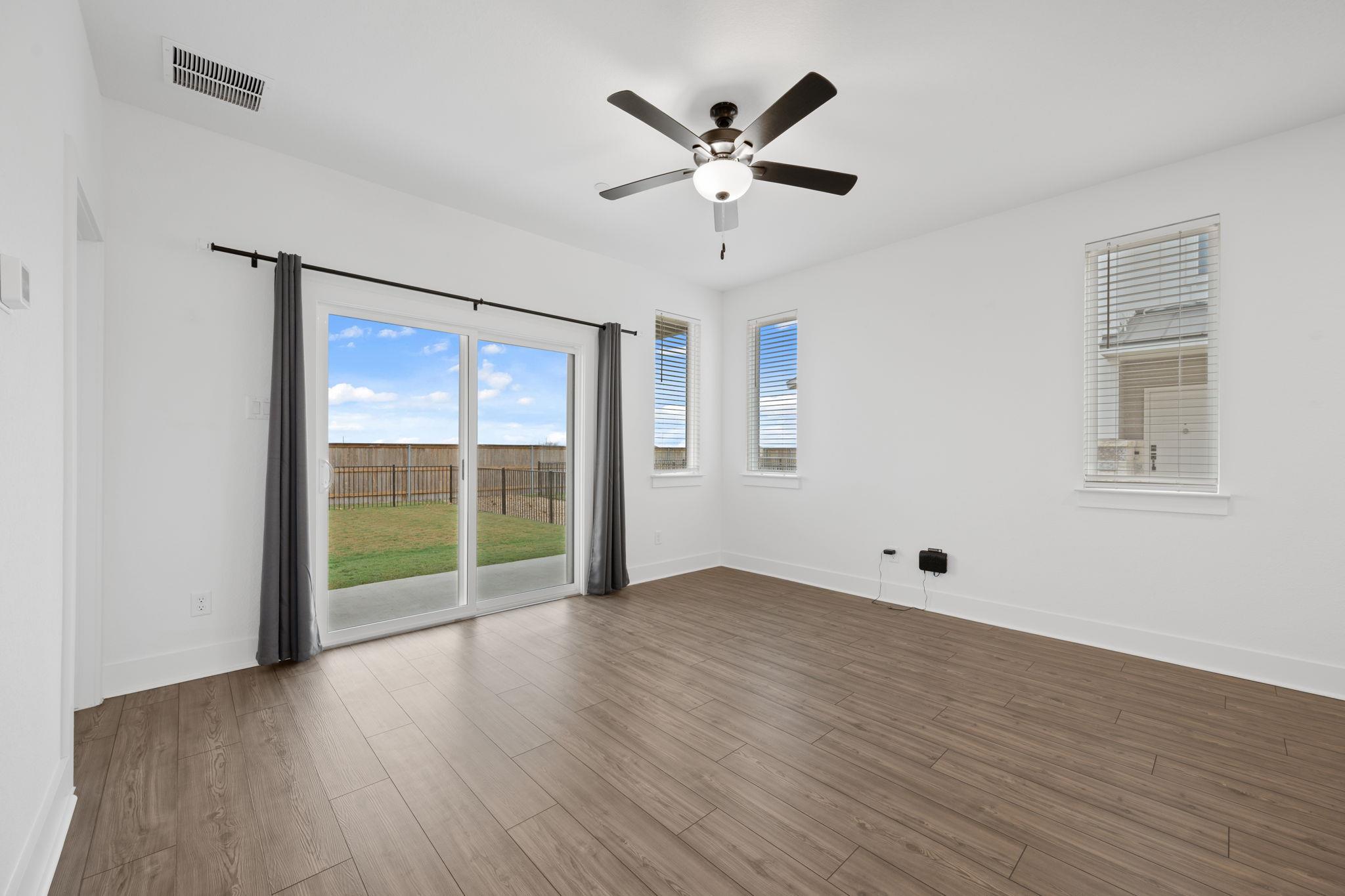 2568 Jack Nora Way, Round Rock, TX 78665