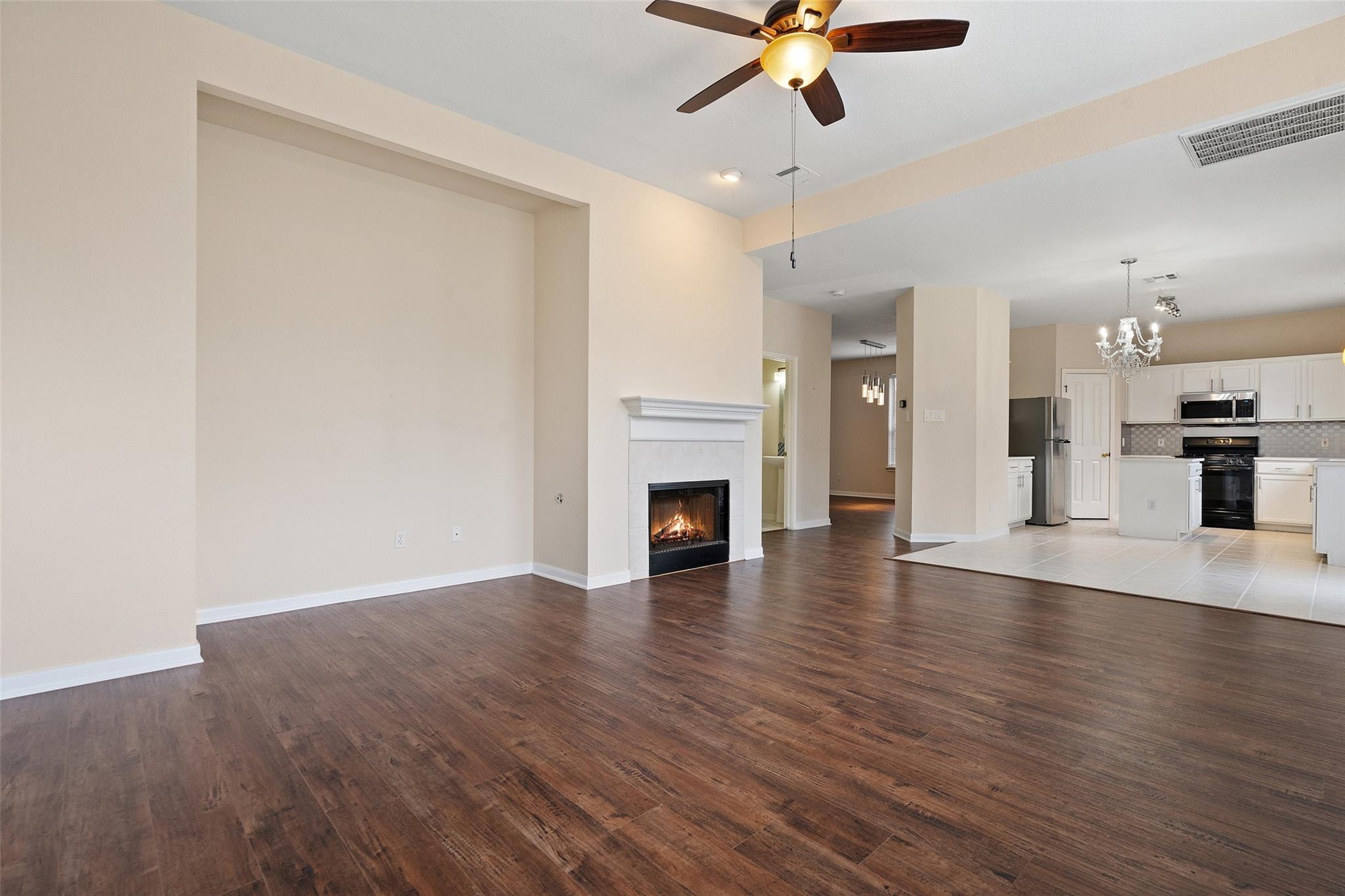 8602 Glen Canyon Dr, Round Rock, TX 78681