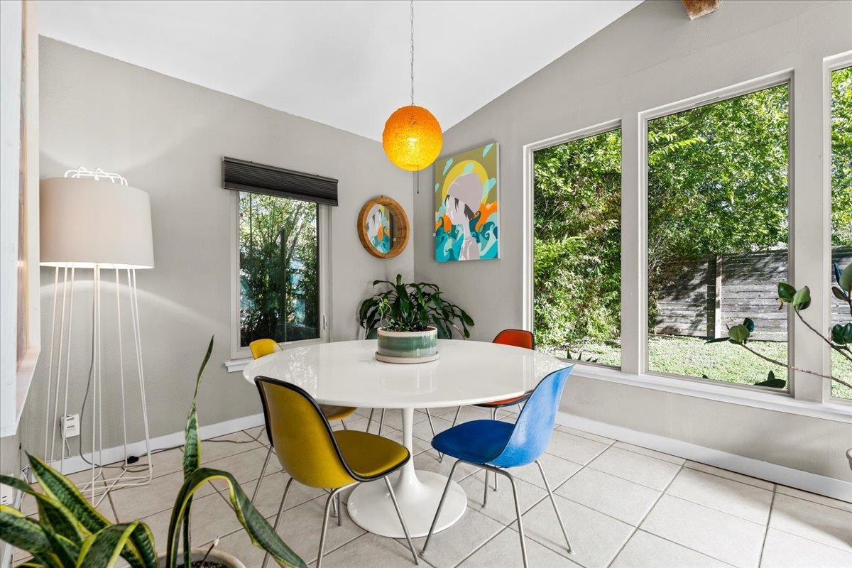 201 La Vista St, Austin, TX 78704