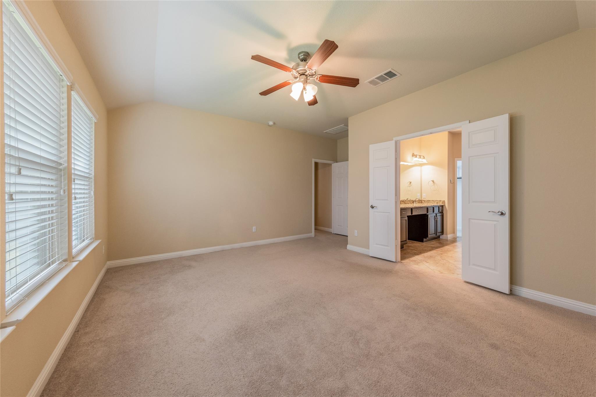 1920 Mary Ella Dr, Leander, TX 78641