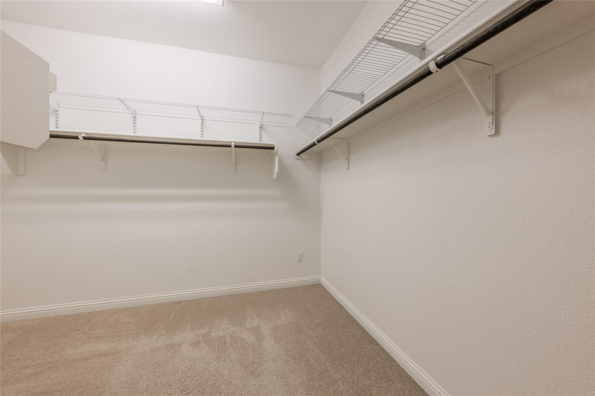 1920 Mary Ella Dr, Leander, TX 78641