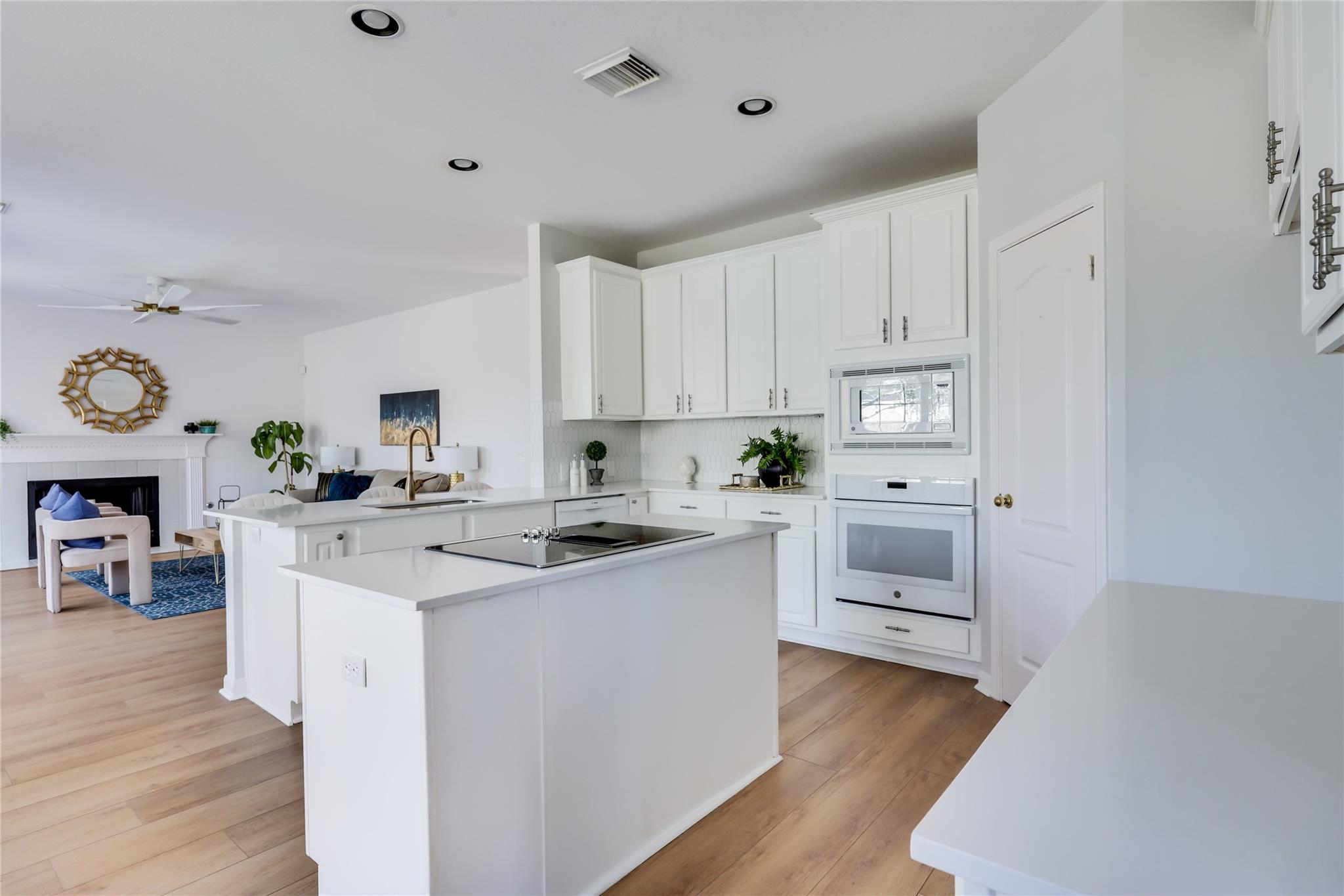 5221 Austral Loop, Austin, TX 78739