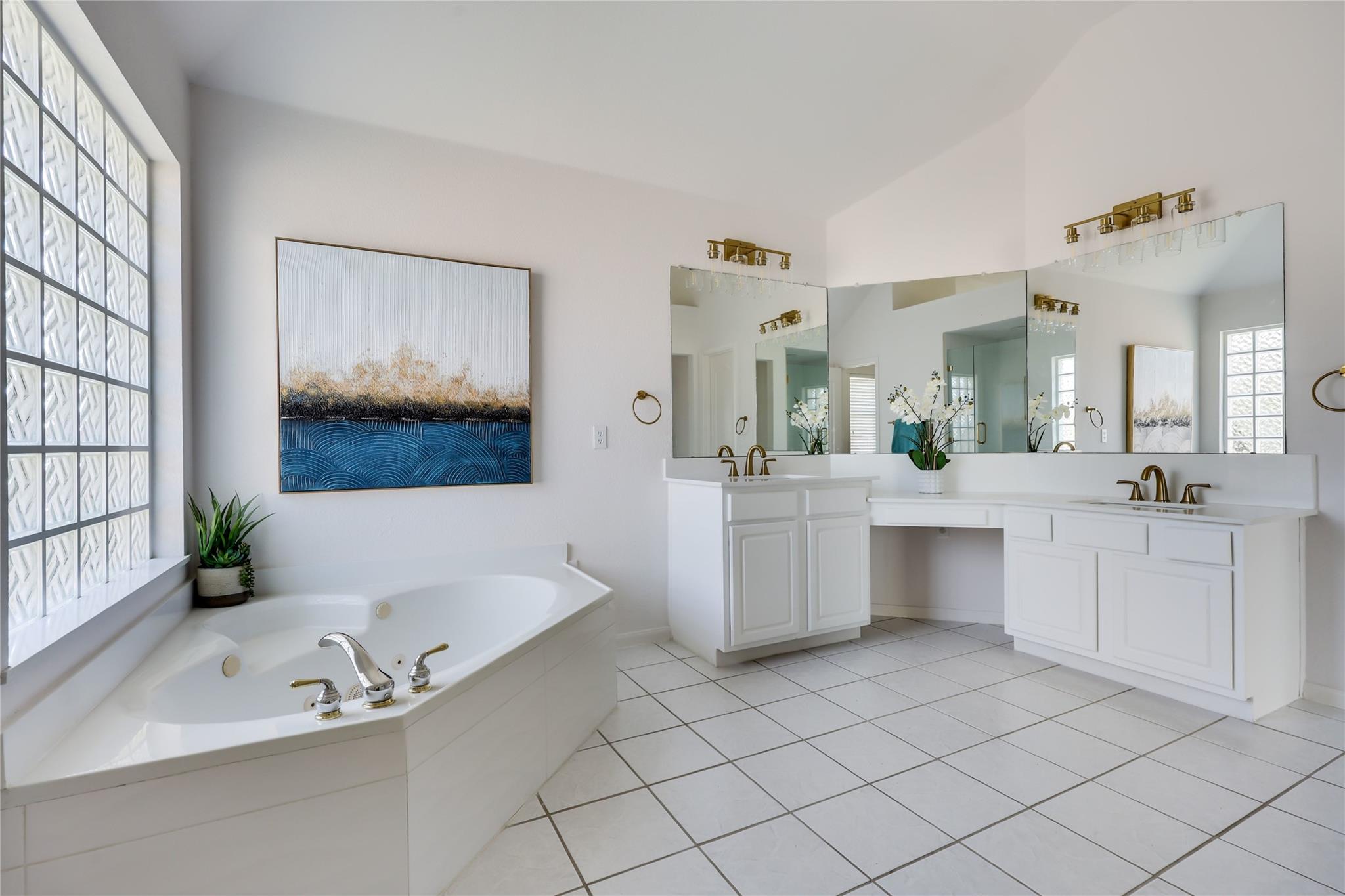 5221 Austral Loop, Austin, TX 78739