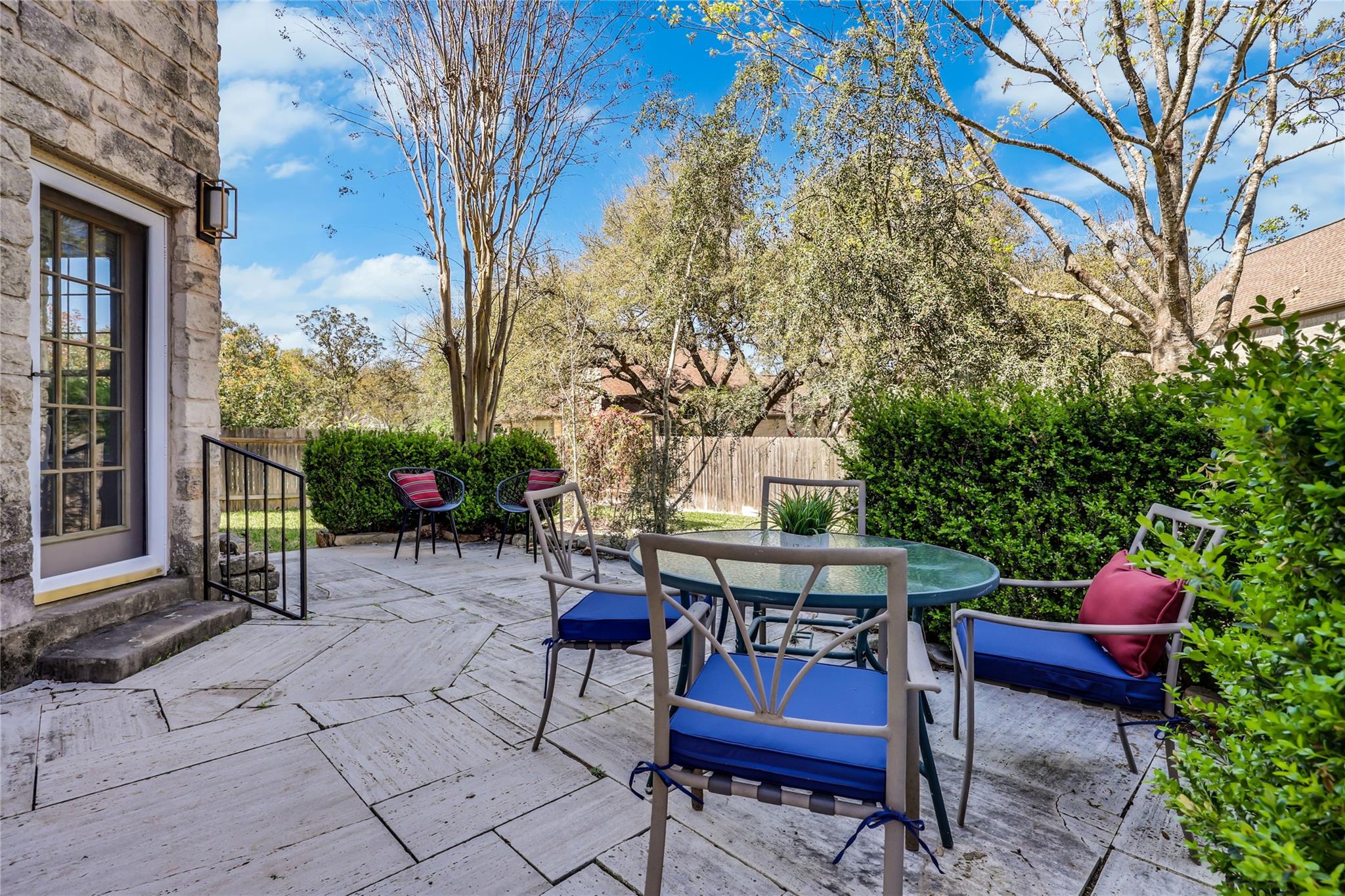 5221 Austral Loop, Austin, TX 78739