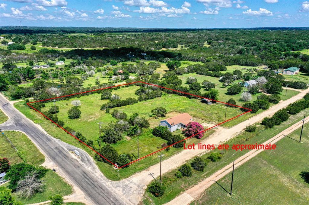 51 Private Road 901, Florence, TX 76527