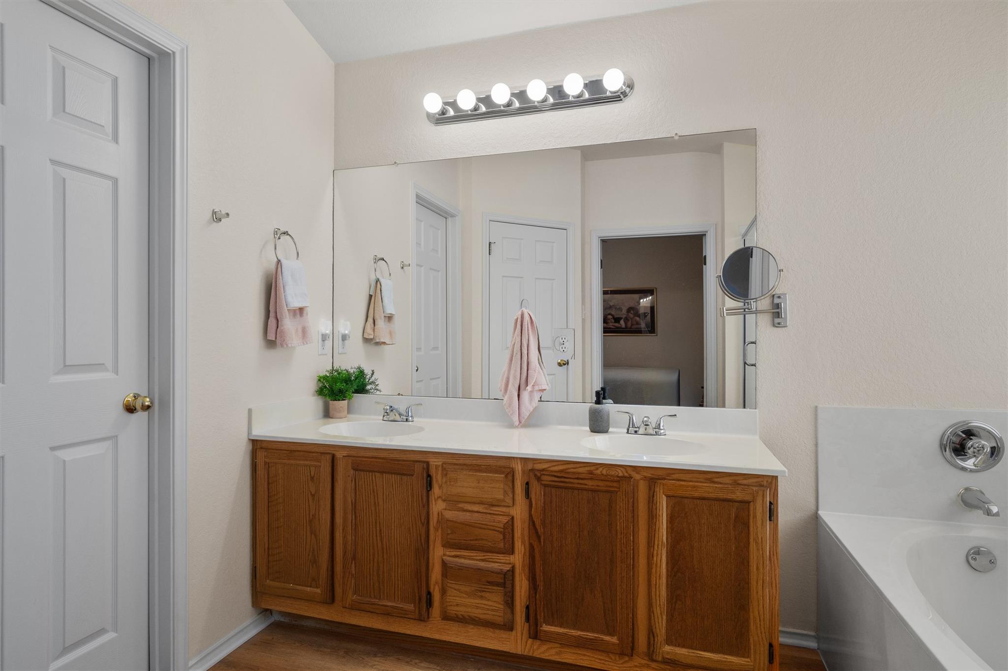 1215 Meghan Dr, Cedar Park, TX 78613