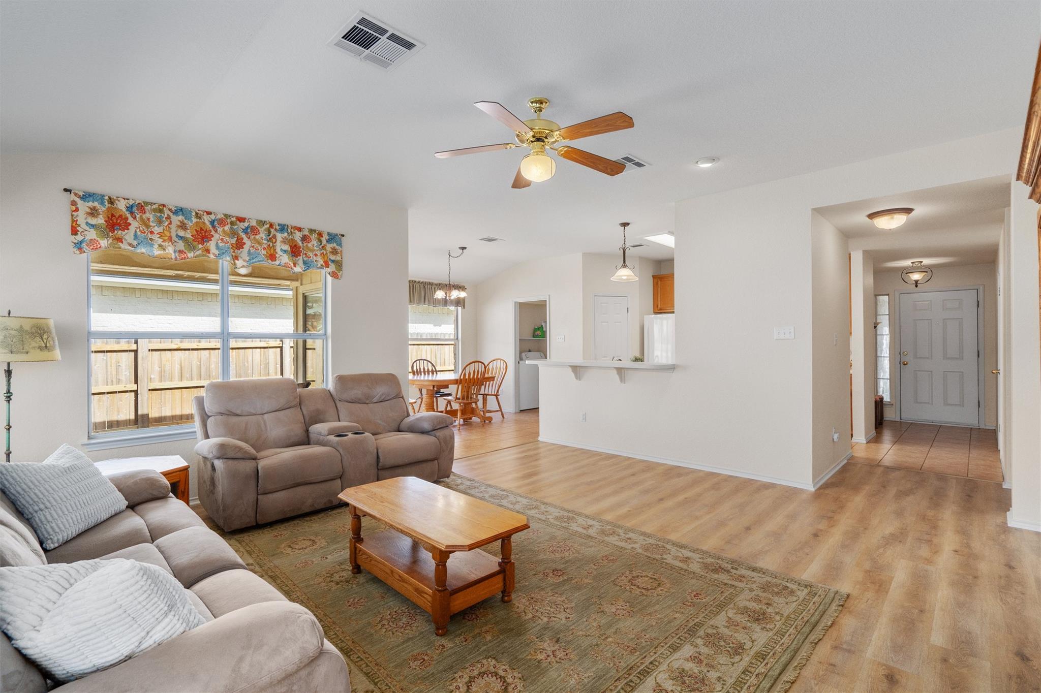 1215 Meghan Dr, Cedar Park, TX 78613