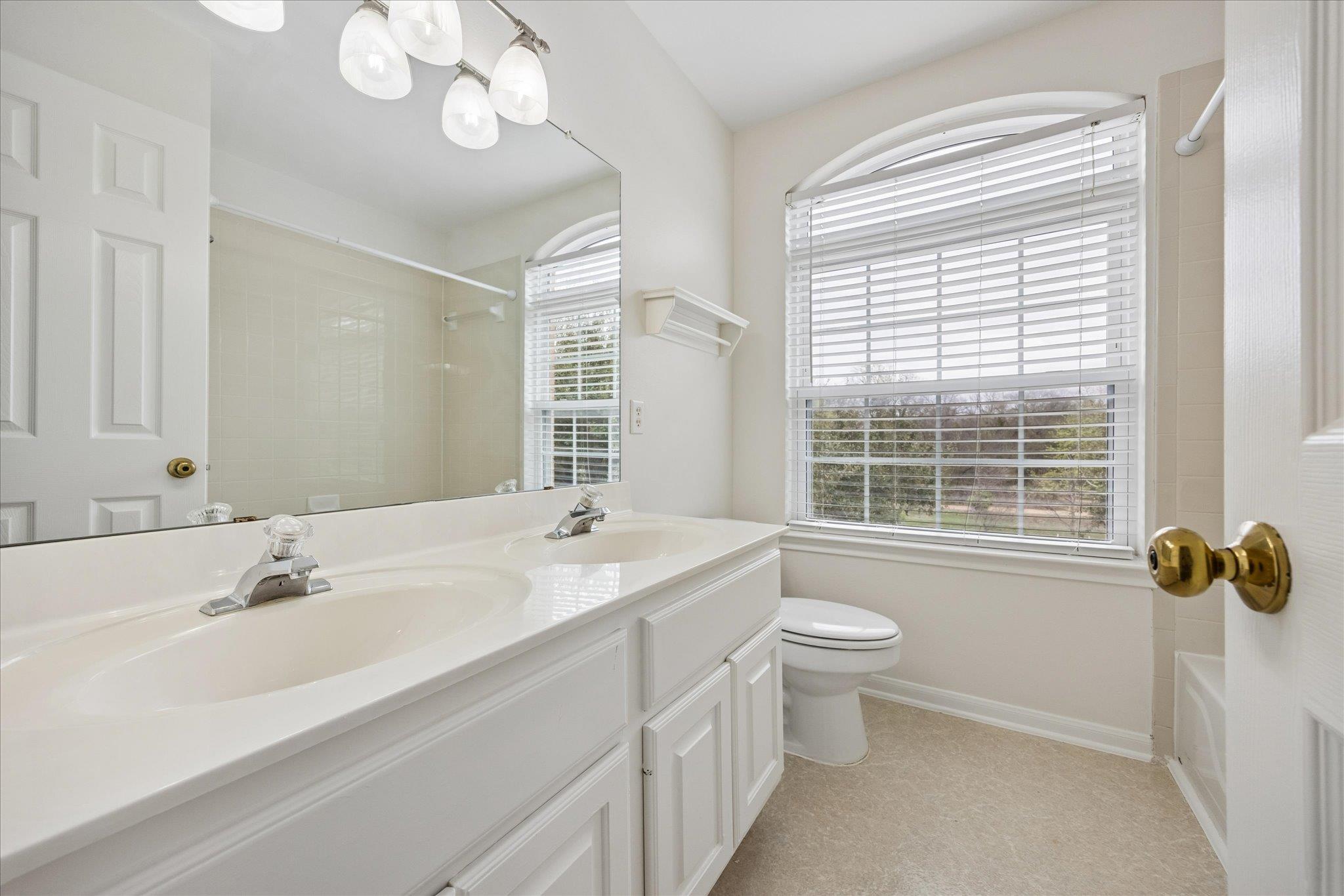 15108 Mallard Green Ln, Austin, TX 78728