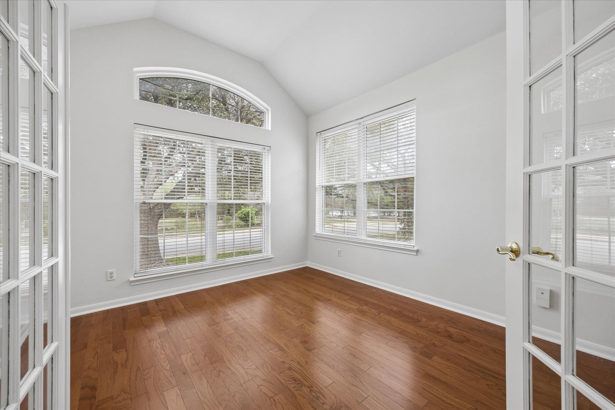 15108 Mallard Green Ln, Austin, TX 78728