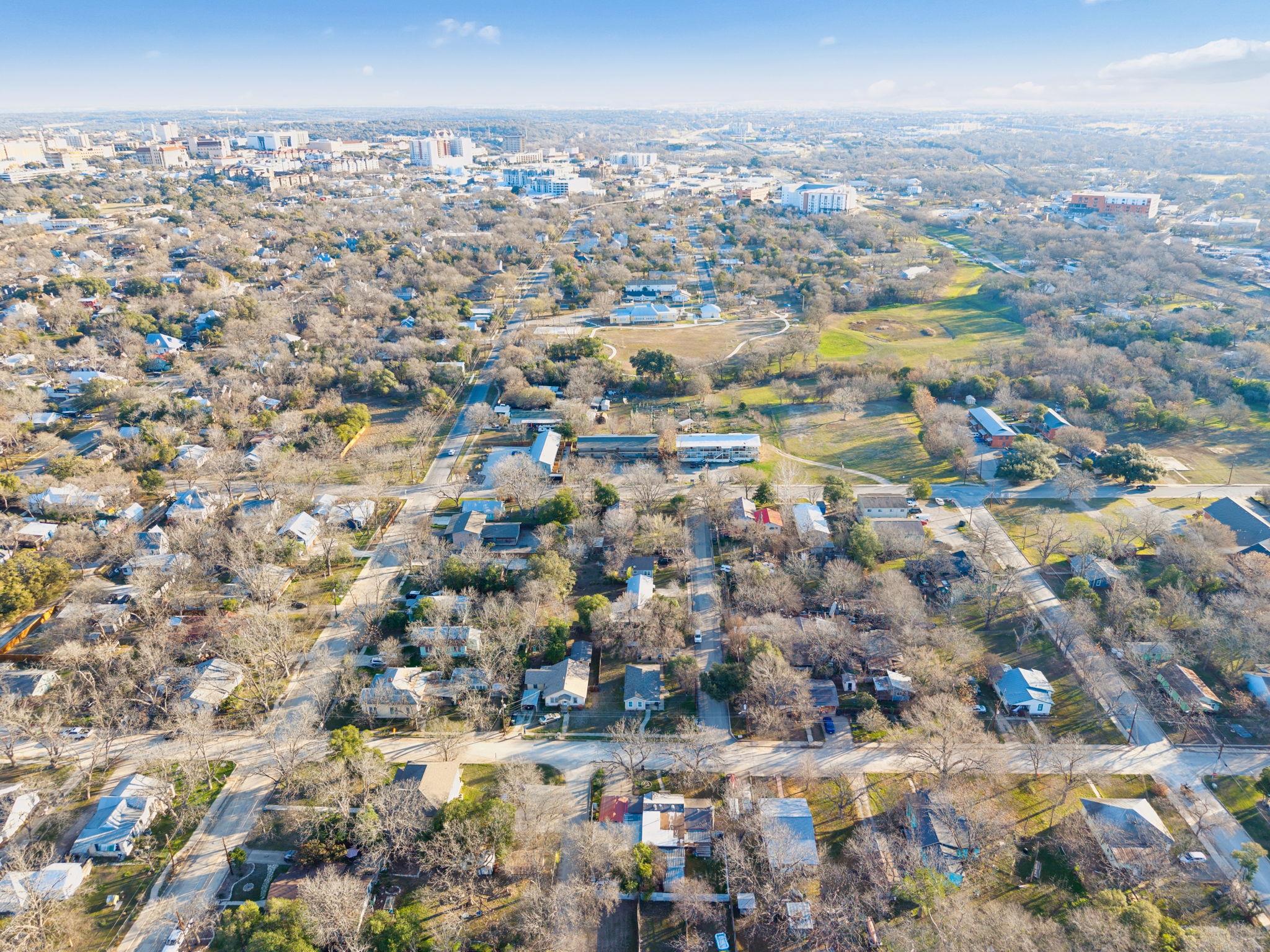 1018 Mead St, San Marcos, TX 78666