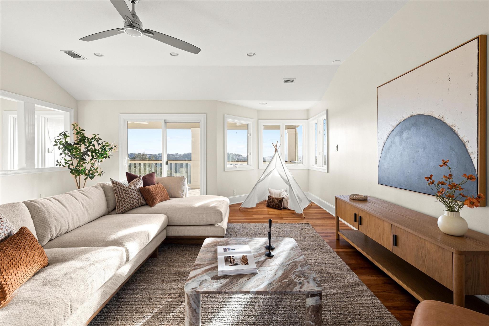 5301 Valburn Cir, Austin, TX 78731