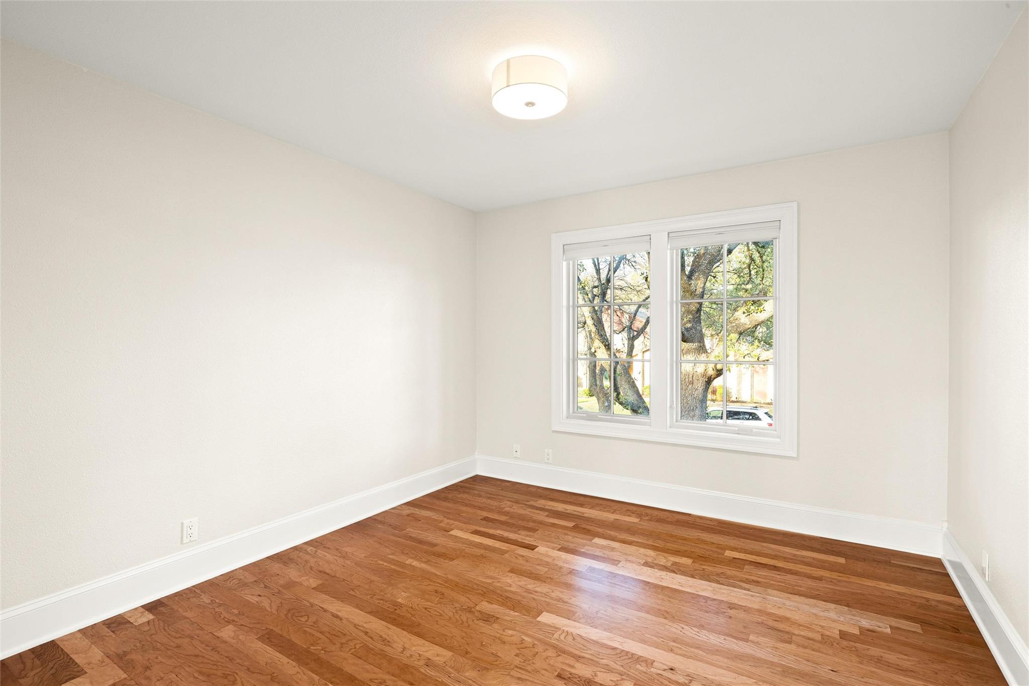 5301 Valburn Cir, Austin, TX 78731