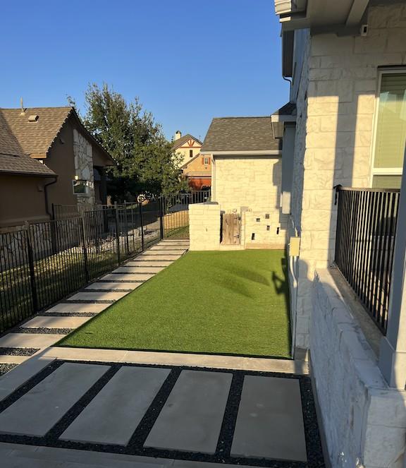 102 Waverly Spire Ct, Austin, TX 78738