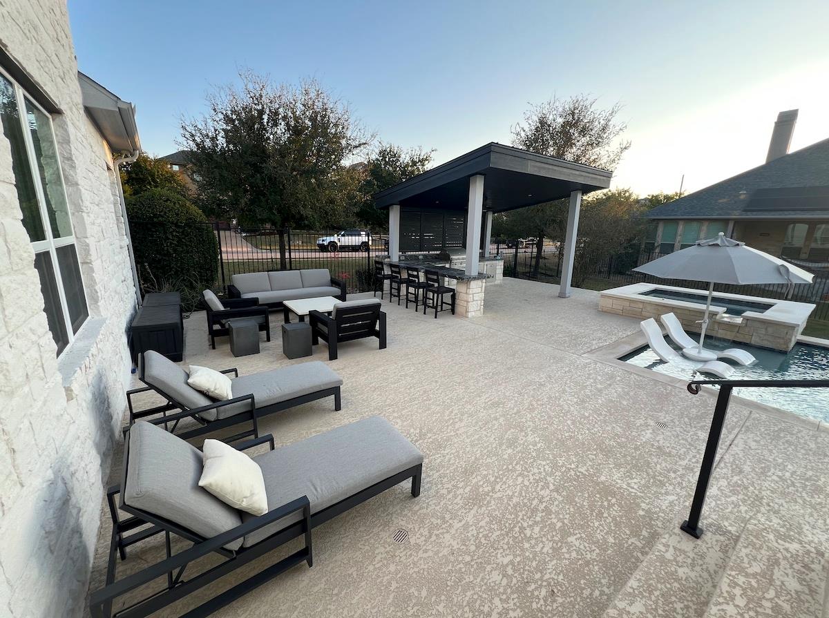 102 Waverly Spire Ct, Austin, TX 78738