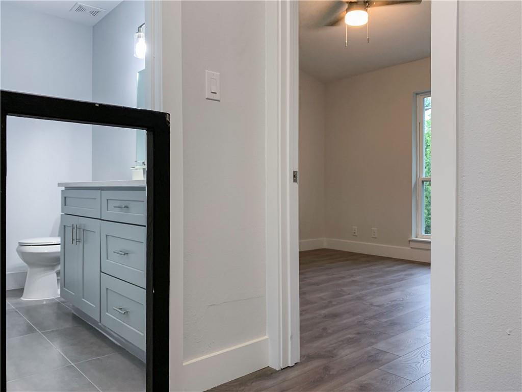 3812 Southway Dr # 104, Austin, TX 78704