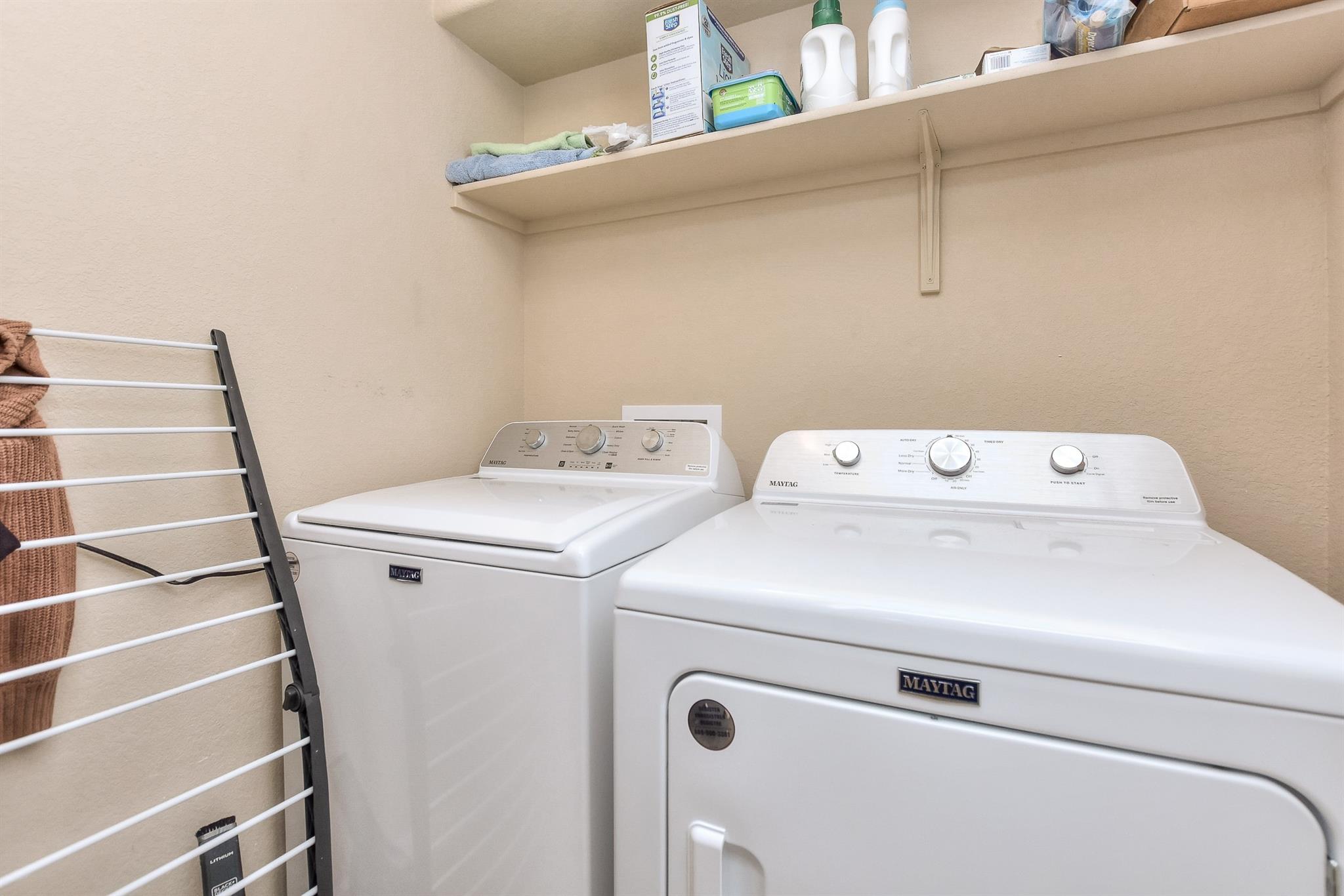 404 Craters Of The Moon Blvd, Pflugerville, TX 78660