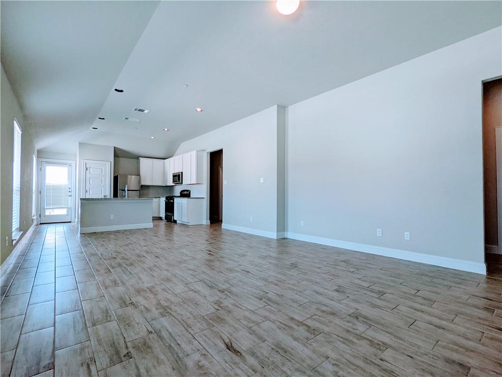 2800 Joe Dimaggio Blvd # 94, Round Rock, TX 78665