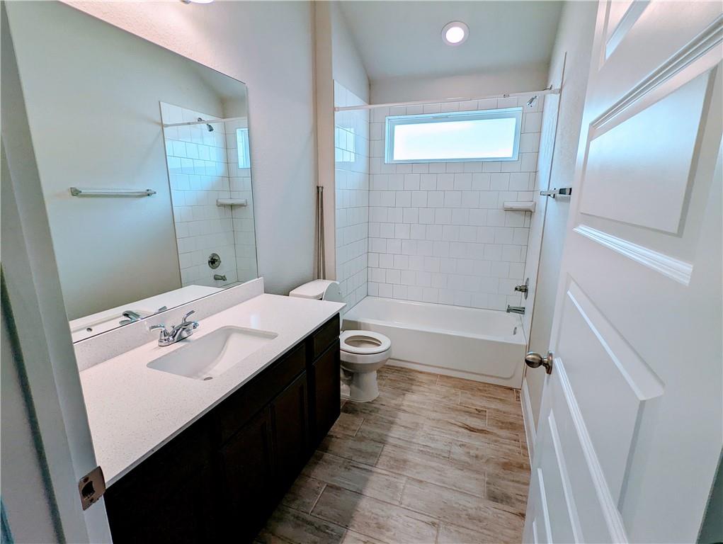 2800 Joe Dimaggio Blvd # 94, Round Rock, TX 78665