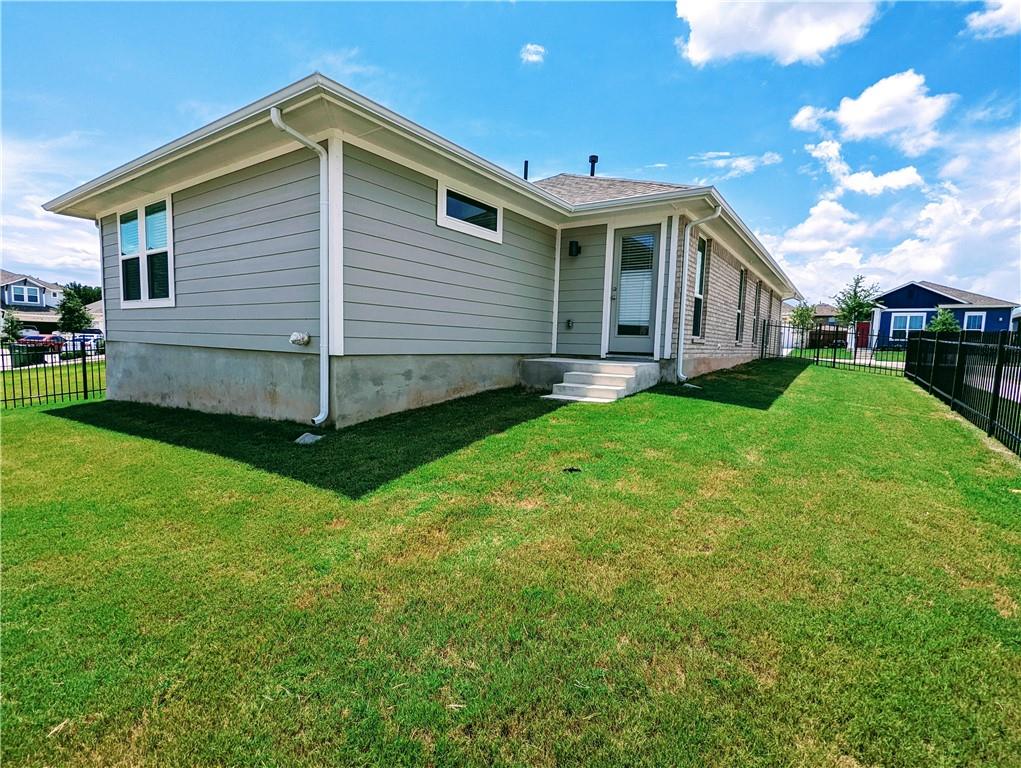 2800 Joe Dimaggio Blvd # 94, Round Rock, TX 78665