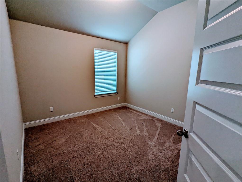 2800 Joe Dimaggio Blvd # 94, Round Rock, TX 78665