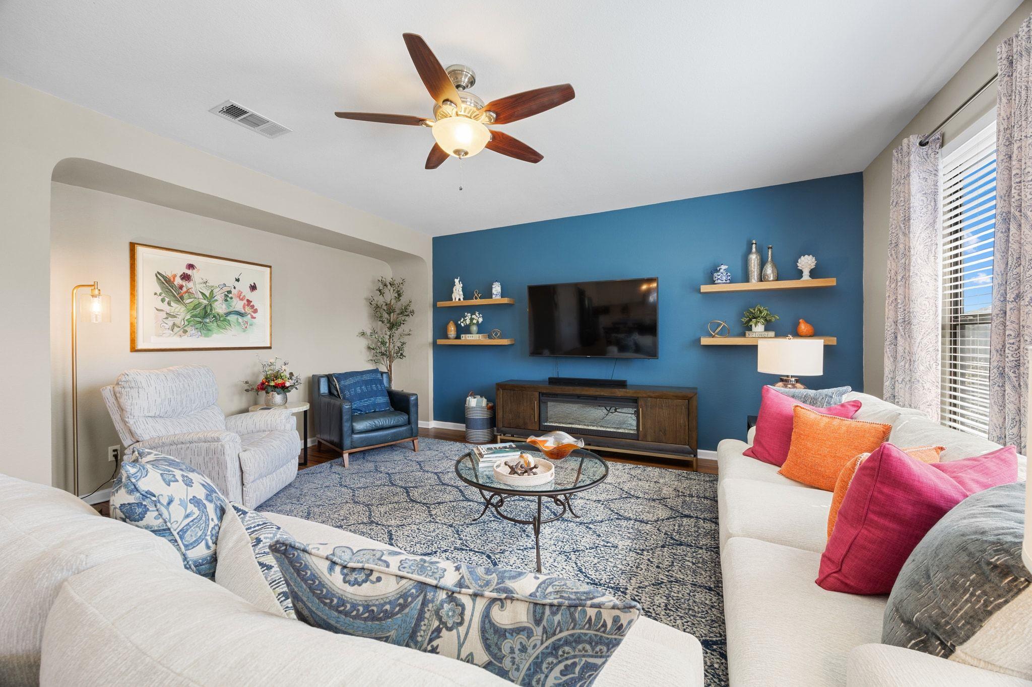 901 Mahomet Dr, Pflugerville, TX 78660