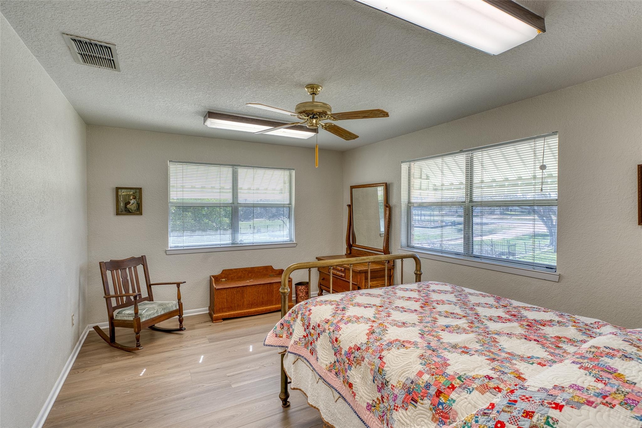 1303 Belaire Dr, Granite Shoals, TX 78654