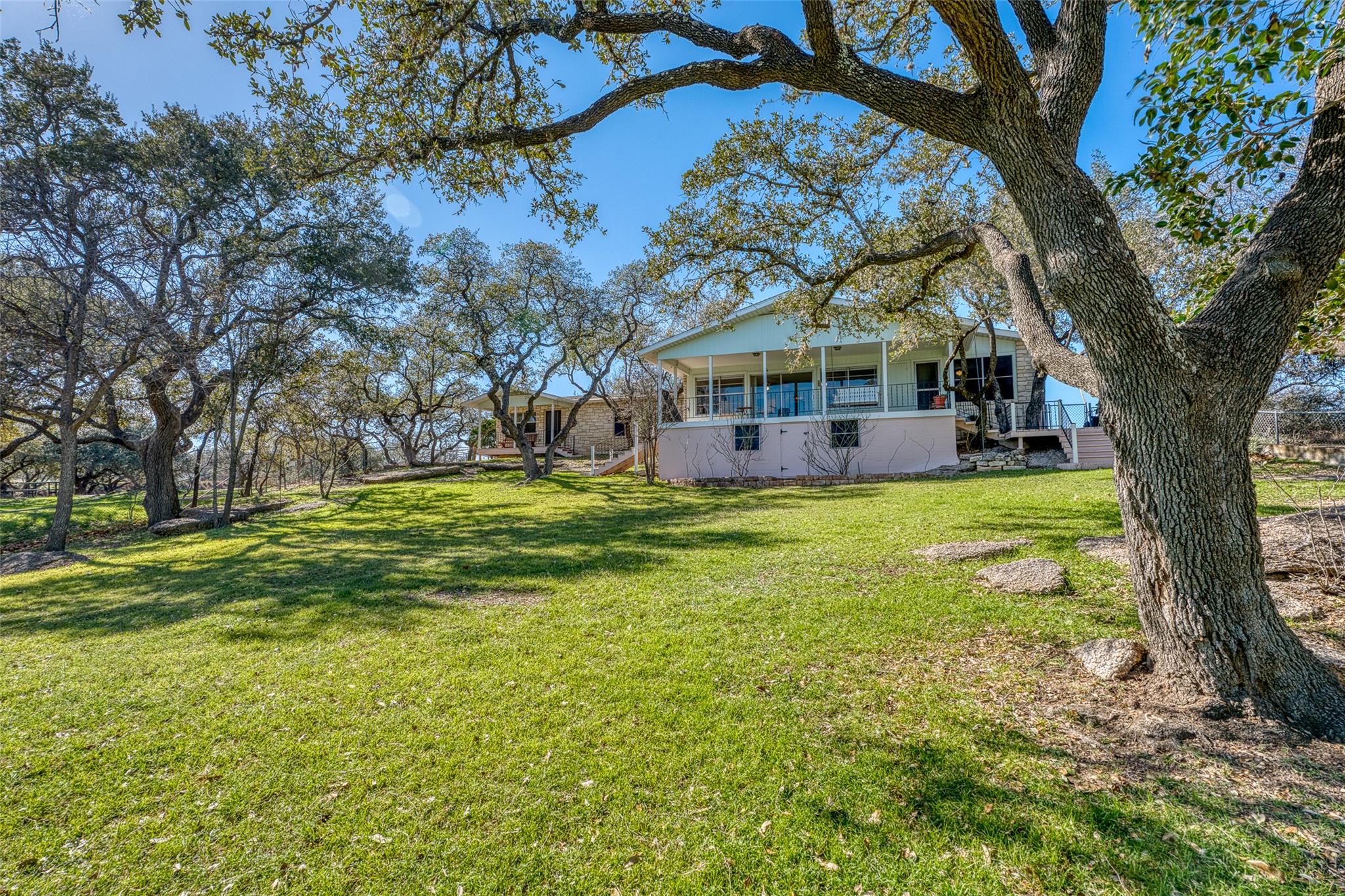 1303 Belaire Dr, Granite Shoals, TX 78654