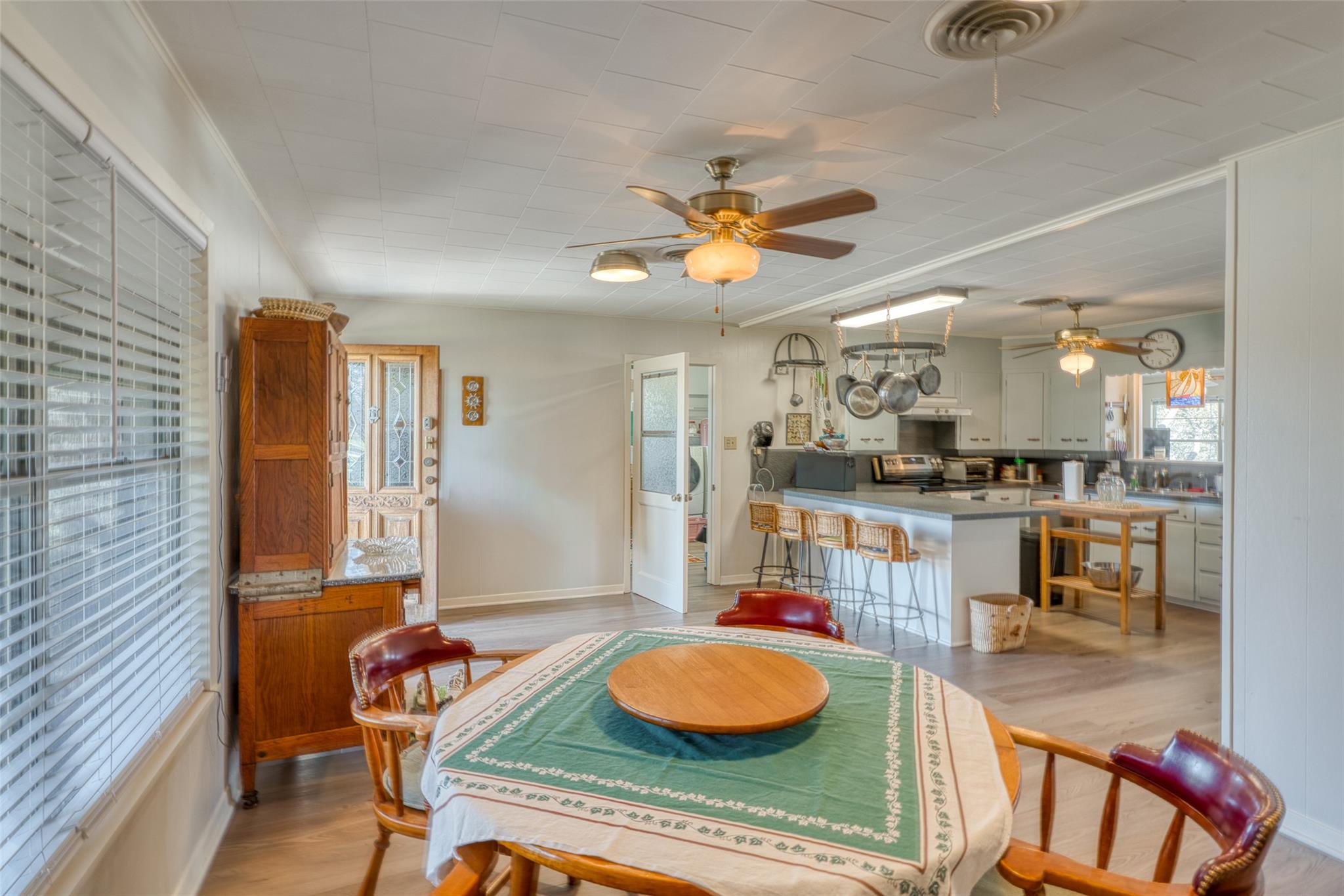 1303 Belaire Dr, Granite Shoals, TX 78654