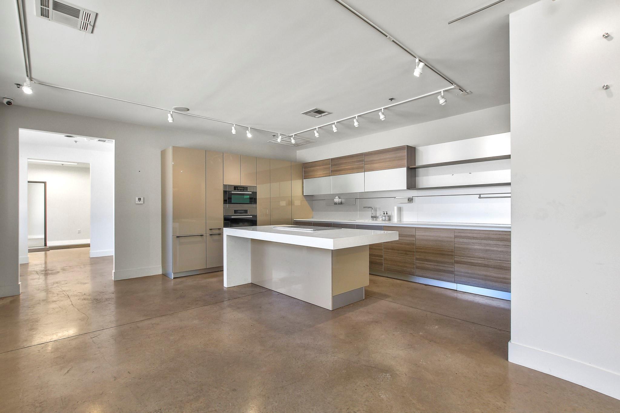 2000 Windy Ter # 8, Cedar Park, TX 78613