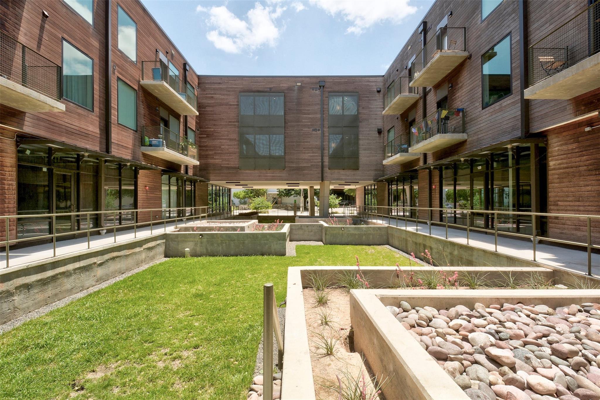 1800 E 4th St # 205, Austin, TX 78702