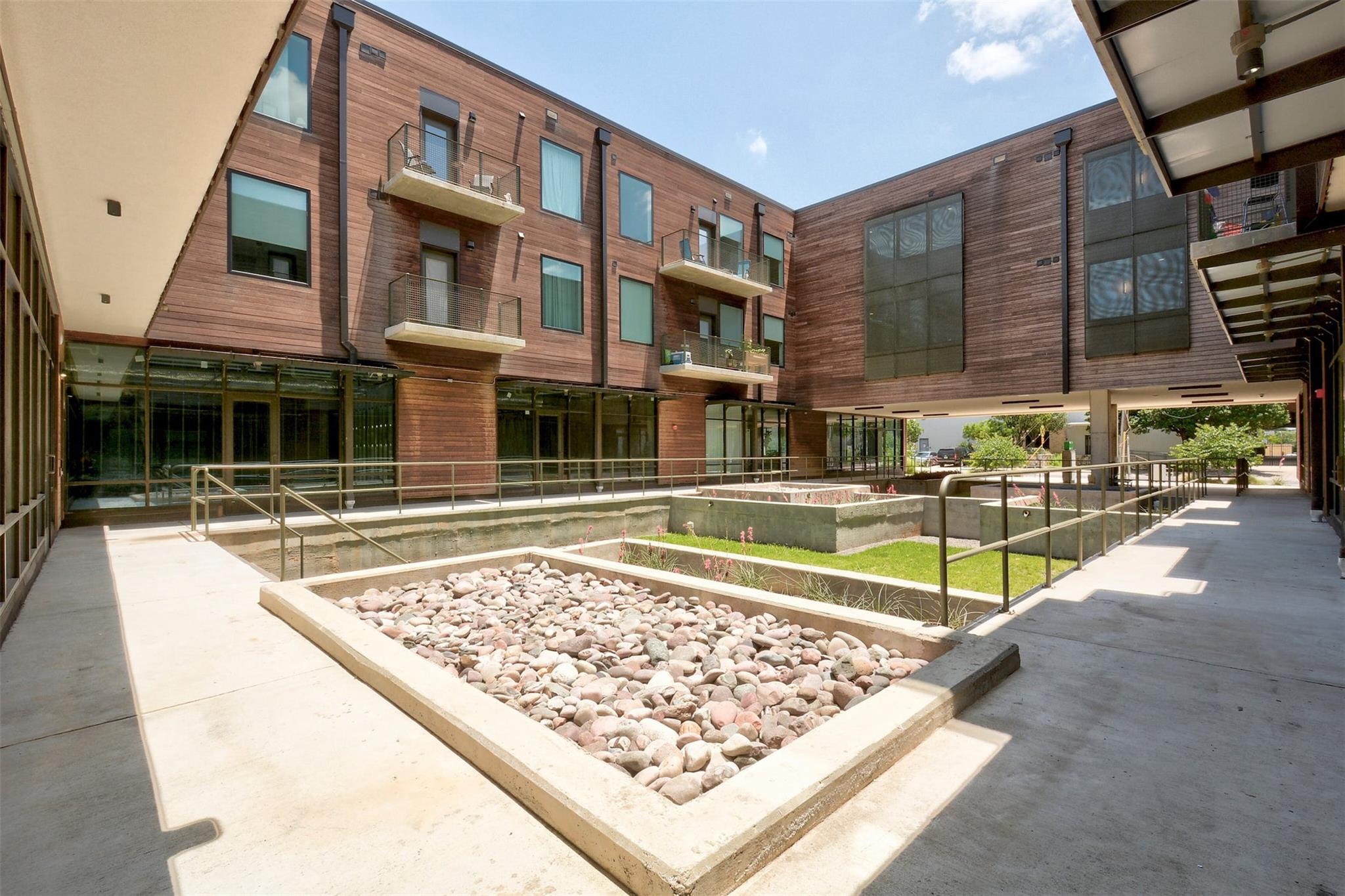 1800 E 4th St # 205, Austin, TX 78702