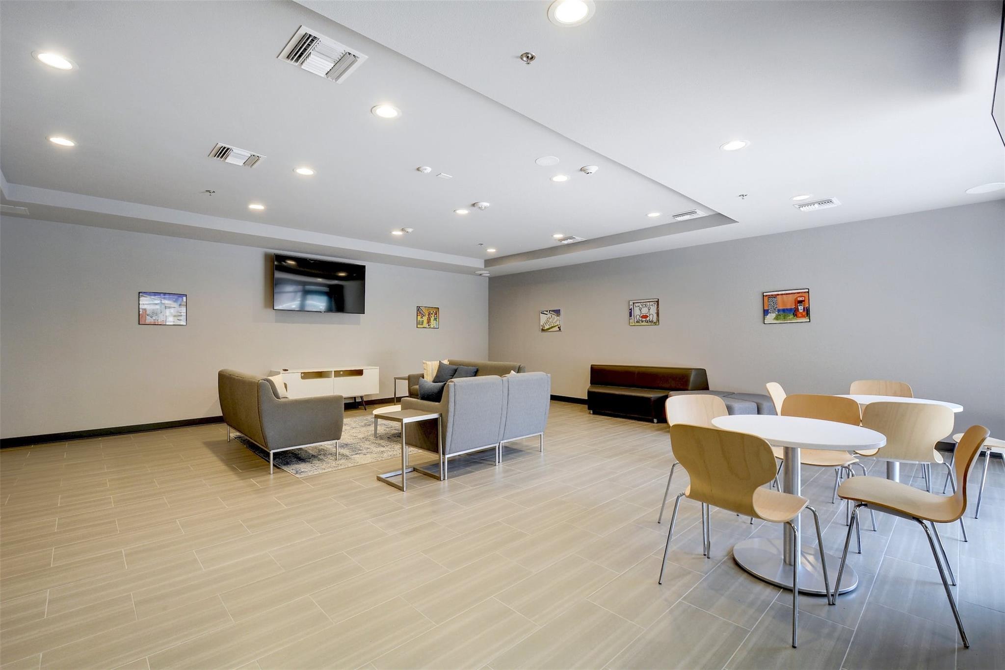 1800 E 4th St # 205, Austin, TX 78702